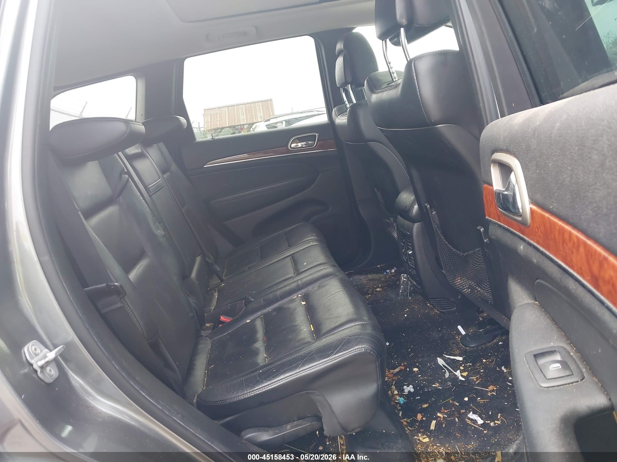 2013 Jeep Grand Cherokee Limited Silver vin: 1C4RJFBT8DC600316