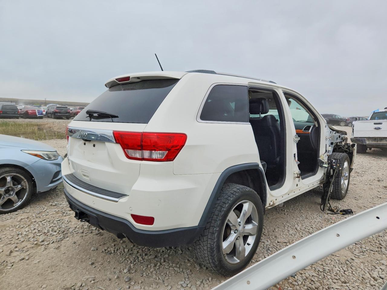 2012 Jeep Grand Cherokee Overland White vin: 1C4RJFCG0CC315383