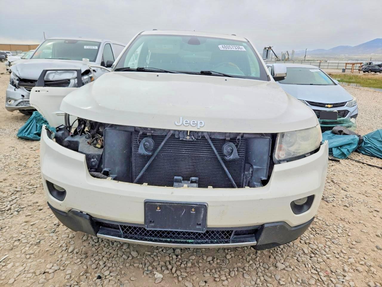2012 Jeep Grand Cherokee Overland White vin: 1C4RJFCG0CC315383
