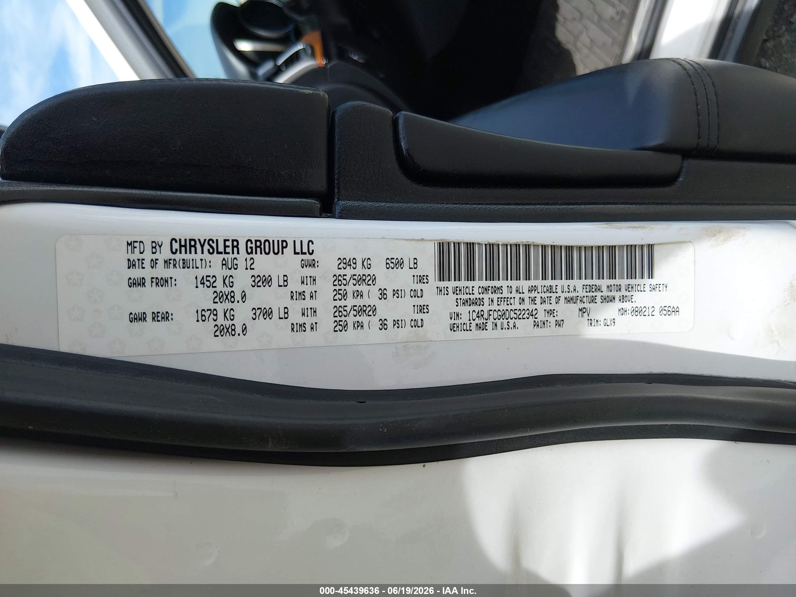 2013 Jeep Grand Cherokee Overland White vin: 1C4RJFCG0DC522342