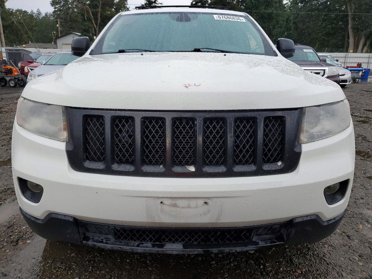 2013 Jeep Grand Cherokee Overland White vin: 1C4RJFCG0DC627978
