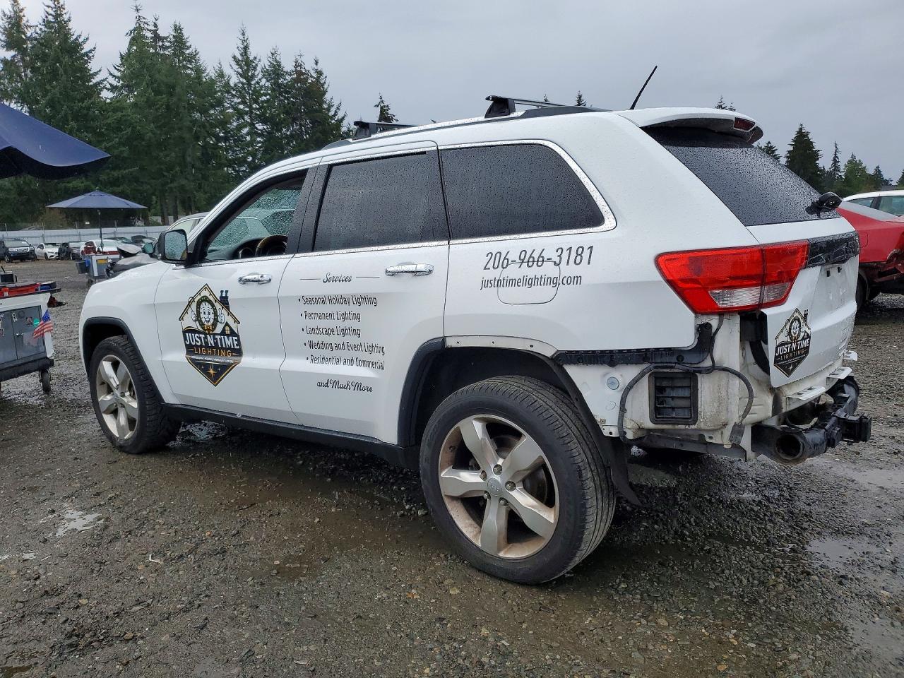 2013 Jeep Grand Cherokee Overland White vin: 1C4RJFCG0DC627978