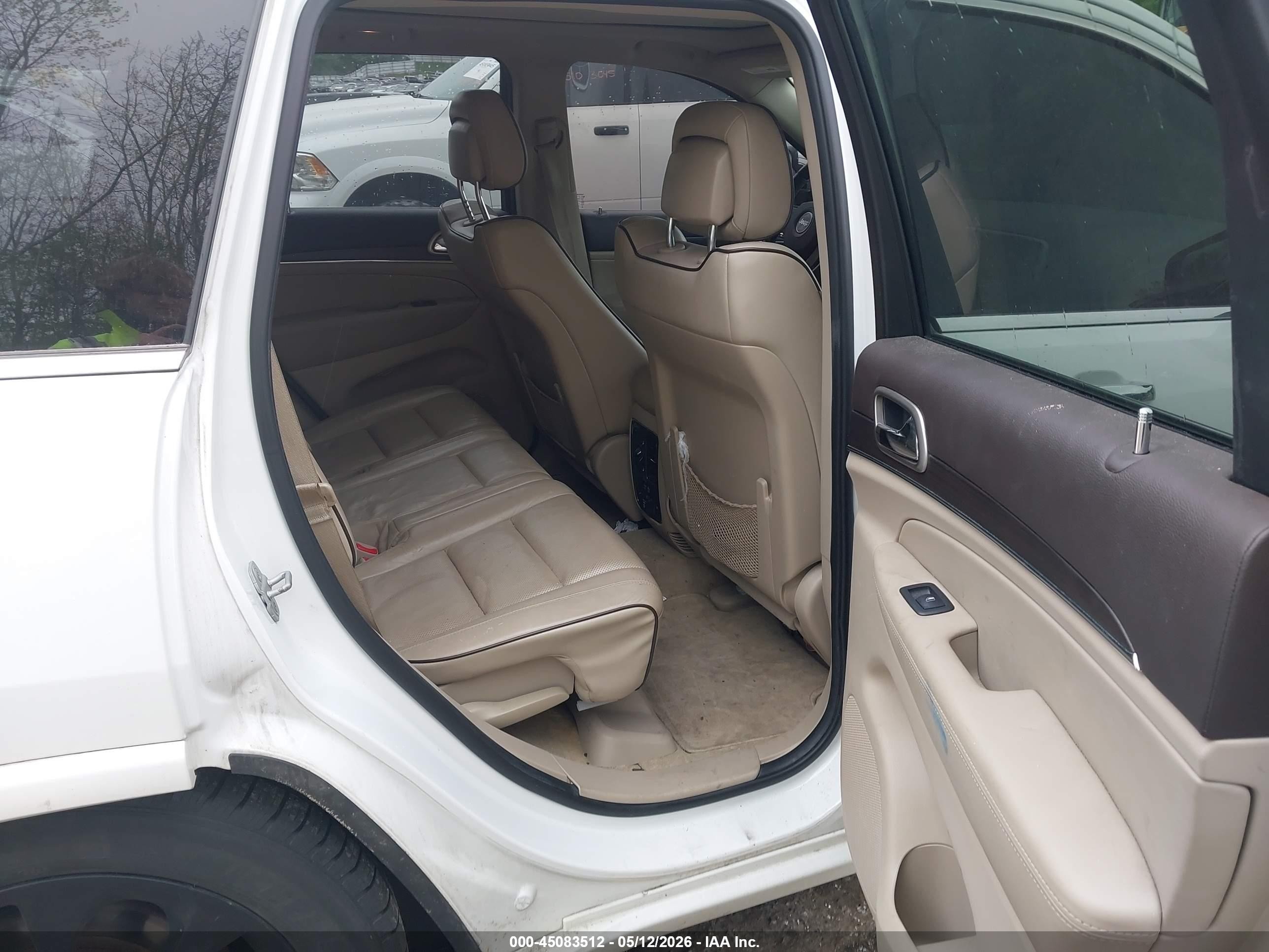 2014 Jeep Grand Cherokee Overland White vin: 1C4RJFCG0EC122380