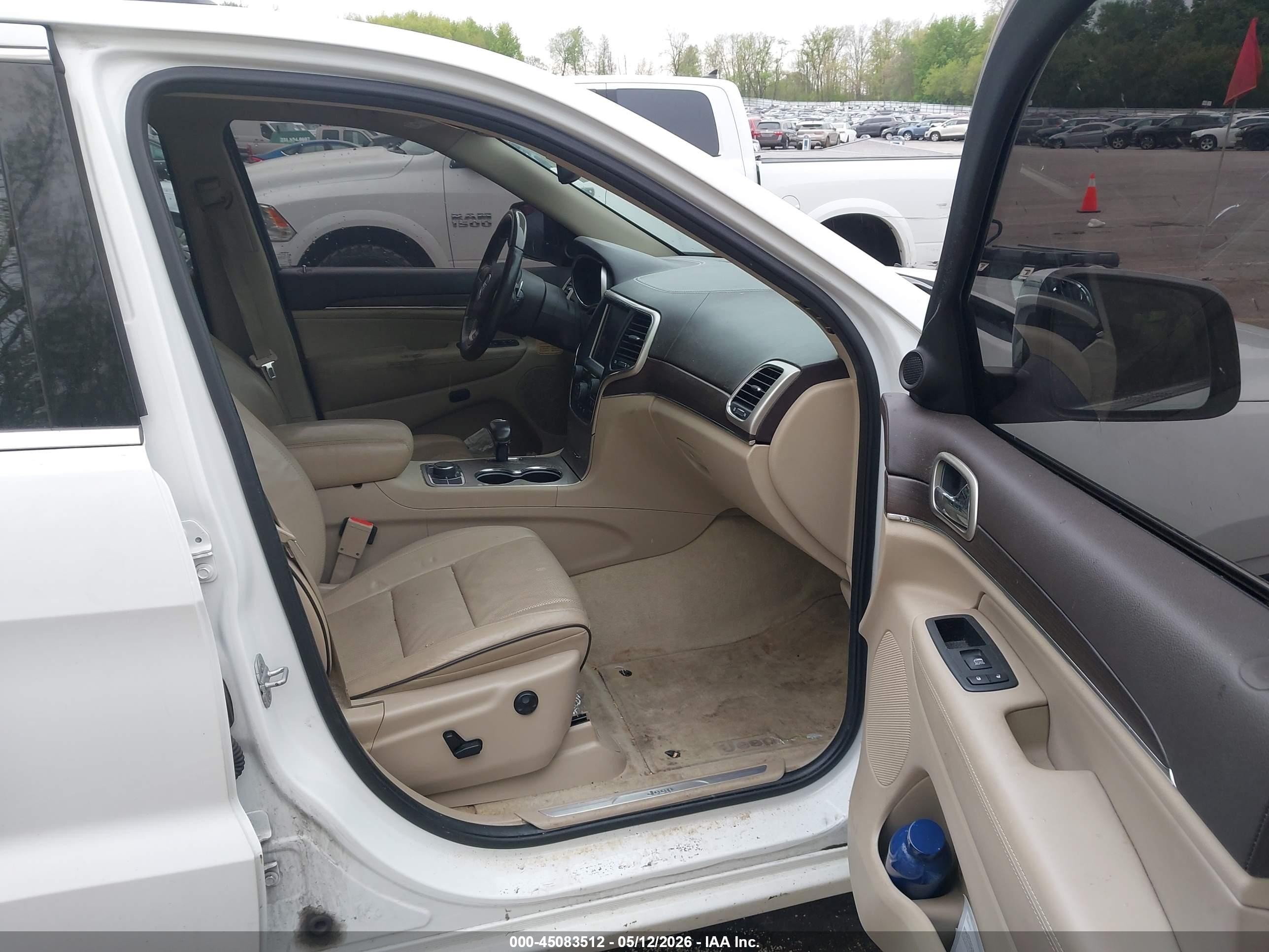 2014 Jeep Grand Cherokee Overland White vin: 1C4RJFCG0EC122380