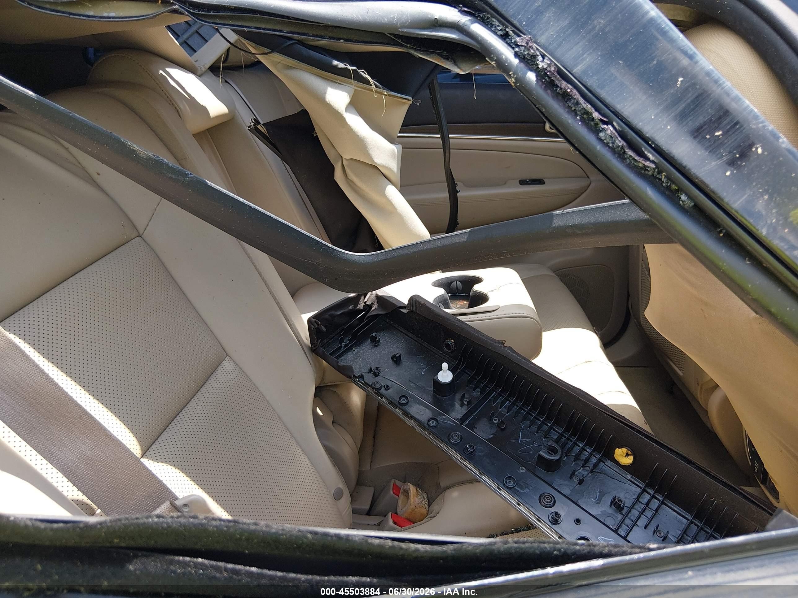2014 Jeep Grand Cherokee Overland Black vin: 1C4RJFCG0EC272621