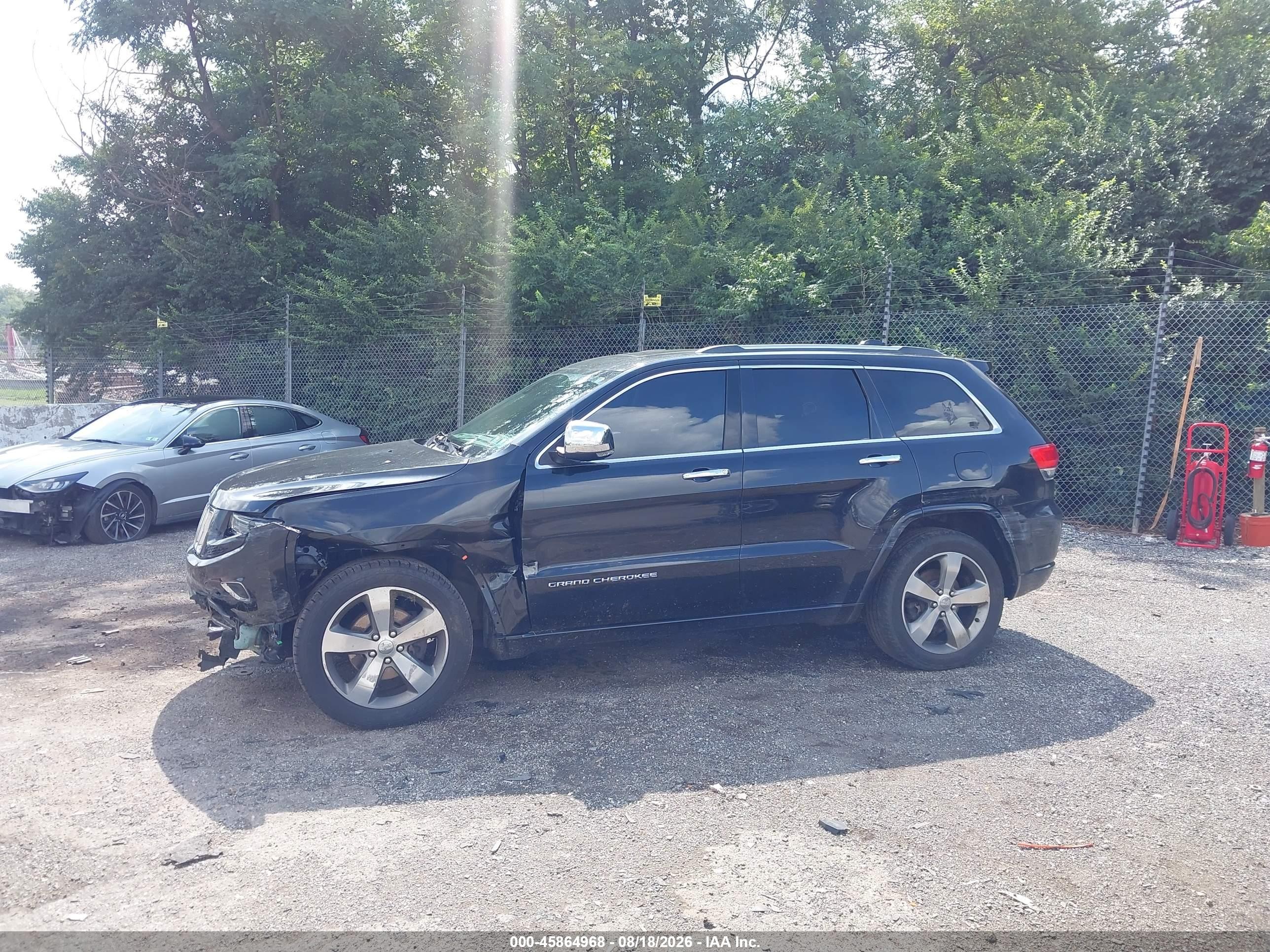 2014 Jeep Grand Cherokee Overland Gray vin: 1C4RJFCG0EC396288