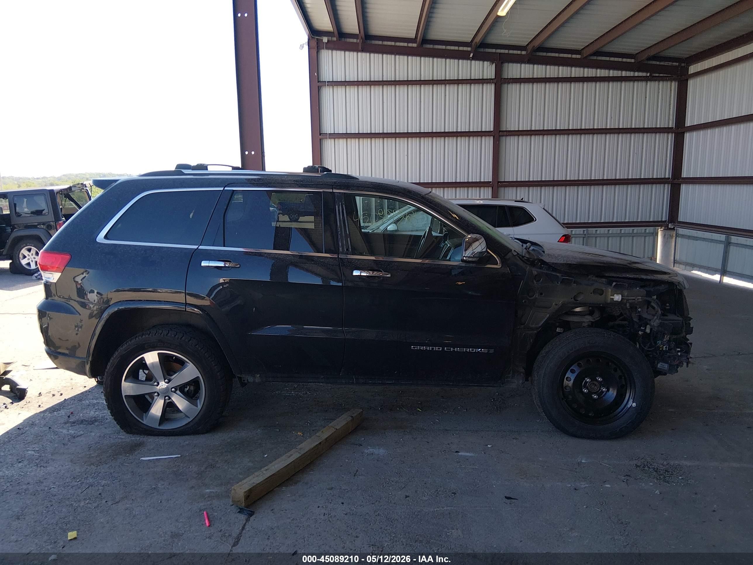 2015 Jeep Grand Cherokee Overland Black vin: 1C4RJFCG0FC130254