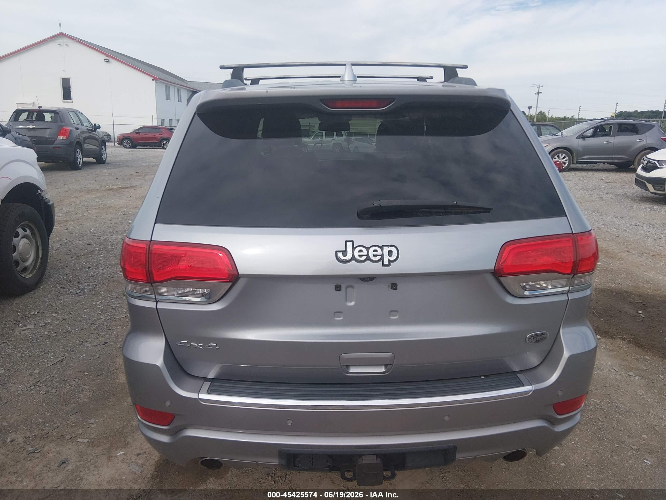 2015 Jeep Grand Cherokee Overland Silver vin: 1C4RJFCG0FC238003