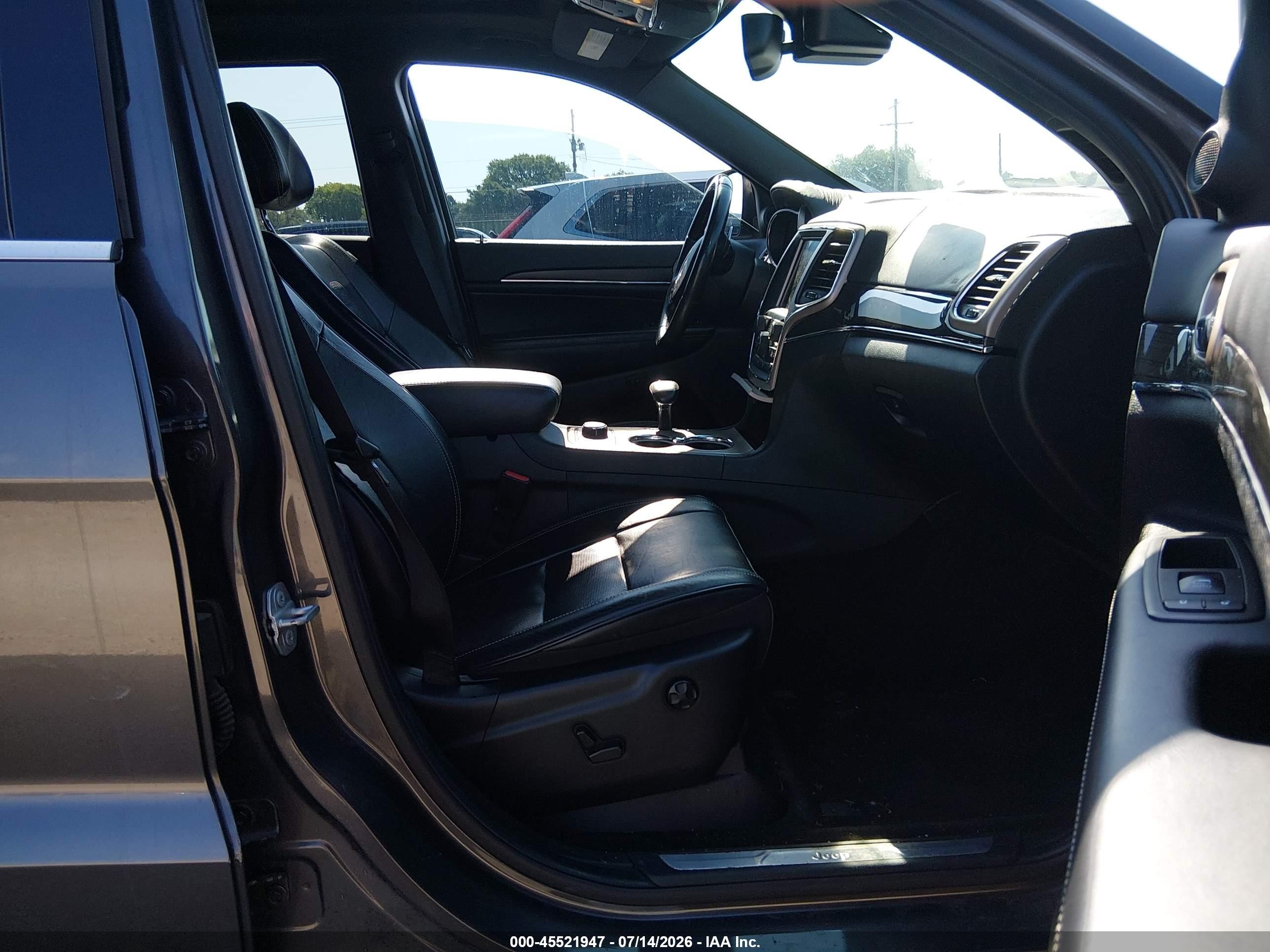 2015 Jeep Grand Cherokee Overland Gray vin: 1C4RJFCG0FC679548
