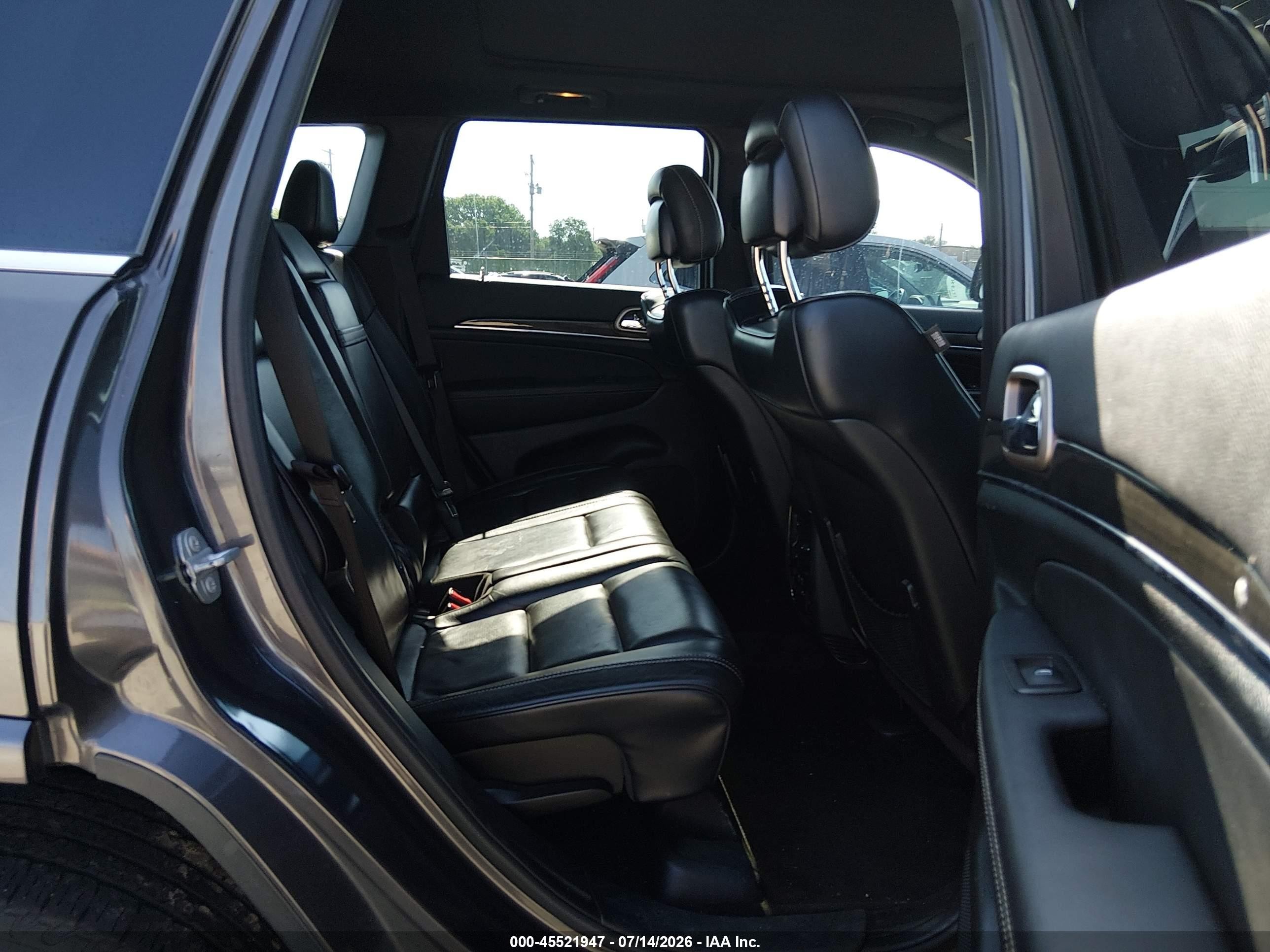 2015 Jeep Grand Cherokee Overland Gray vin: 1C4RJFCG0FC679548