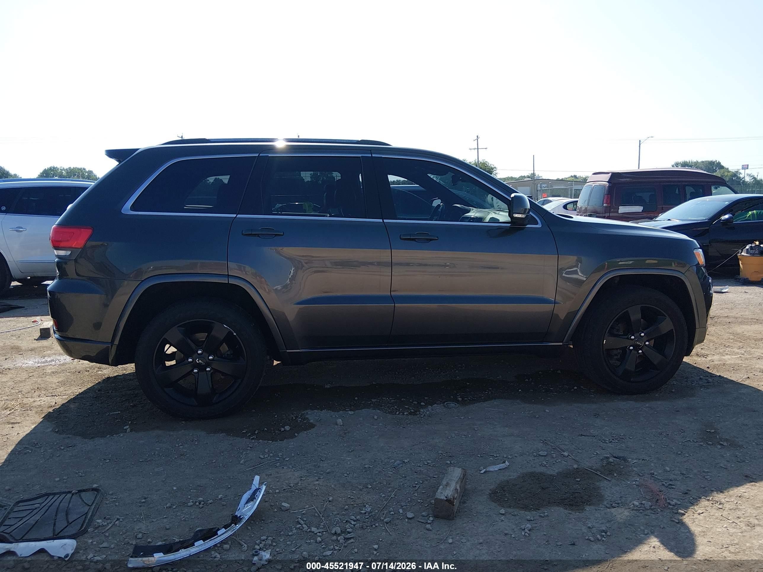 2015 Jeep Grand Cherokee Overland Gray vin: 1C4RJFCG0FC679548