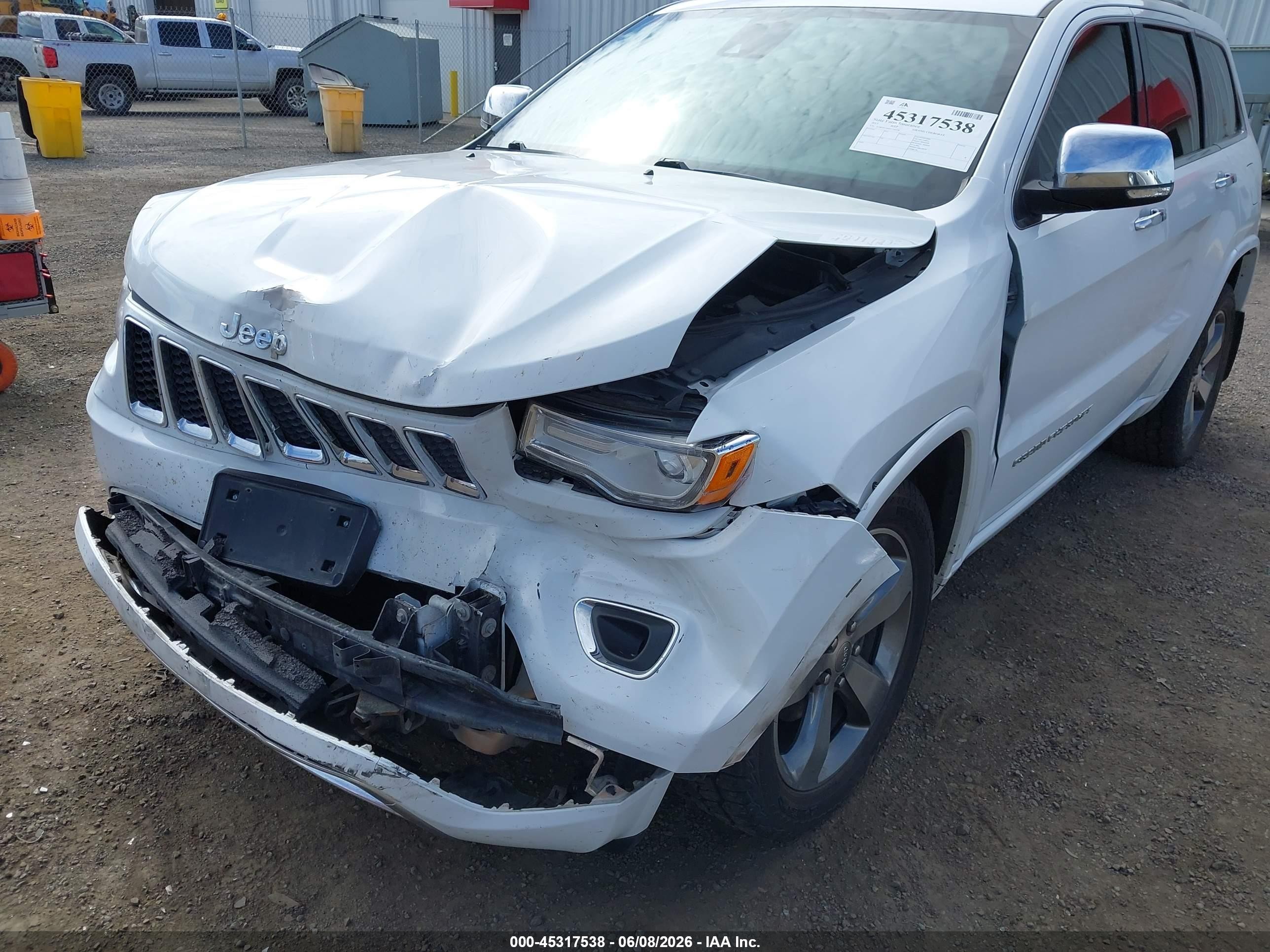 2015 Jeep Grand Cherokee Overland White vin: 1C4RJFCG0FC726528