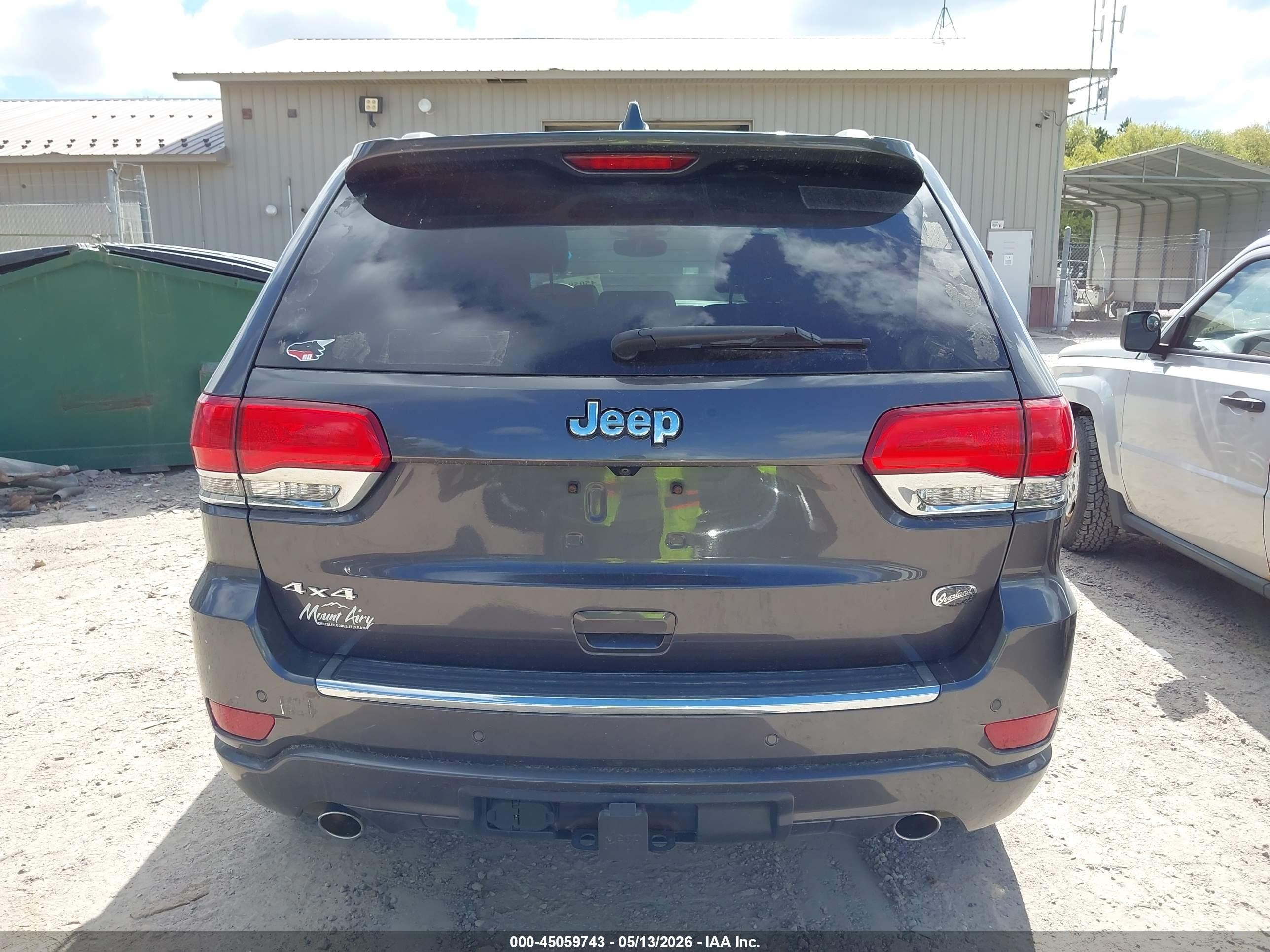 2017 Jeep Grand Cherokee Overland 4x4 Gray vin: 1C4RJFCG0HC680203