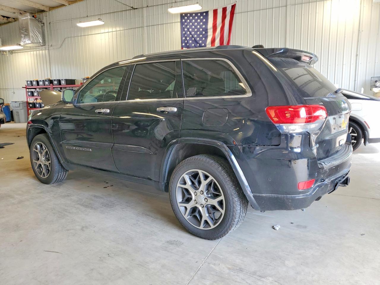 2019 Jeep Grand Cherokee Overland Black vin: 1C4RJFCG0KC666485