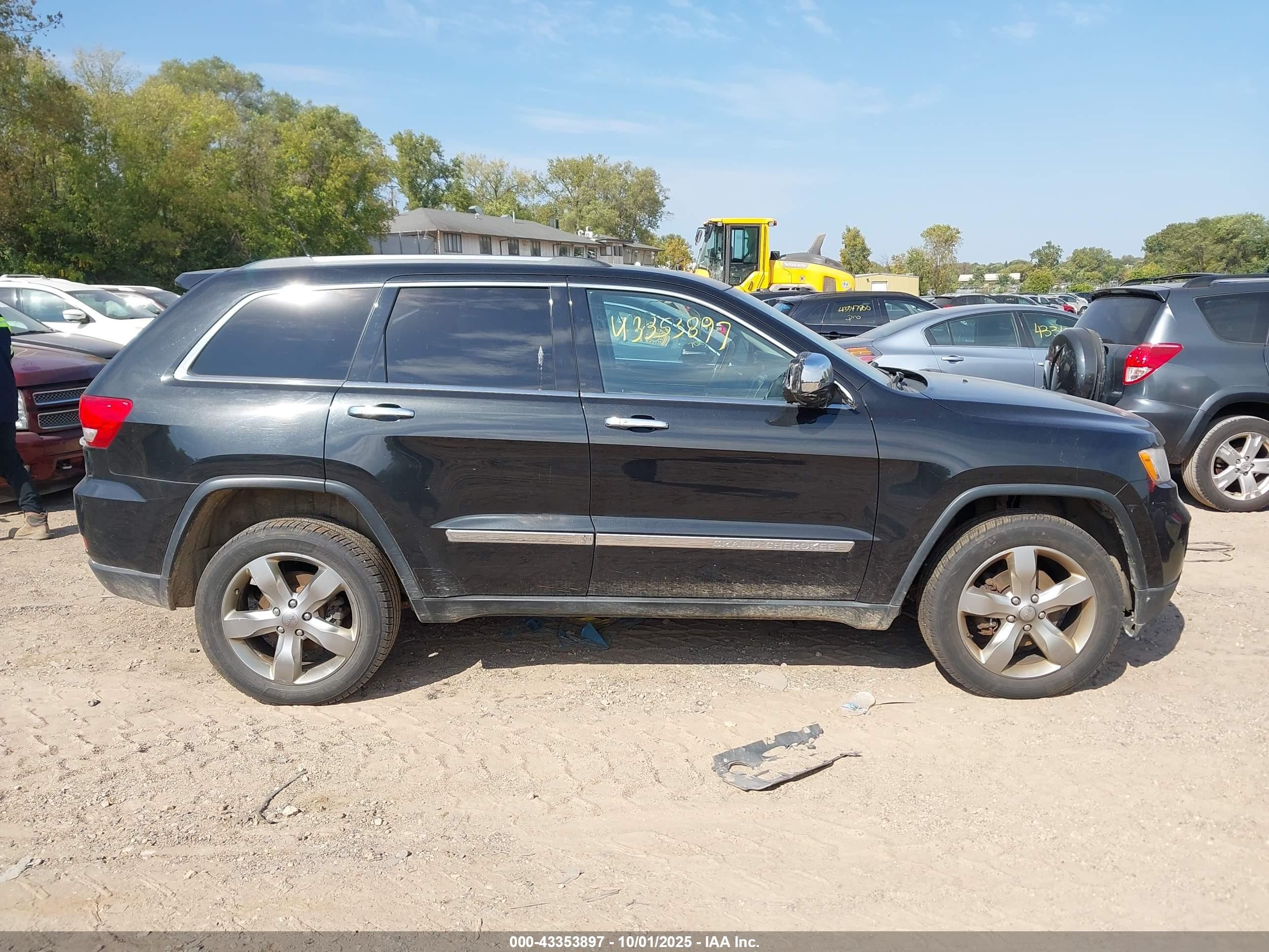 2013 Jeep Grand Cherokee Overland Black vin: 1C4RJFCG1DC599463