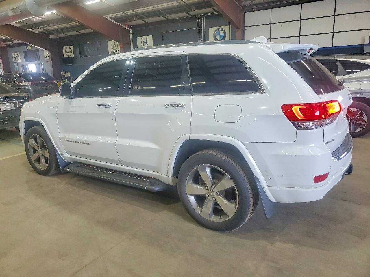 2014 Jeep Grand Cherokee Overland White vin: 1C4RJFCG1EC395781