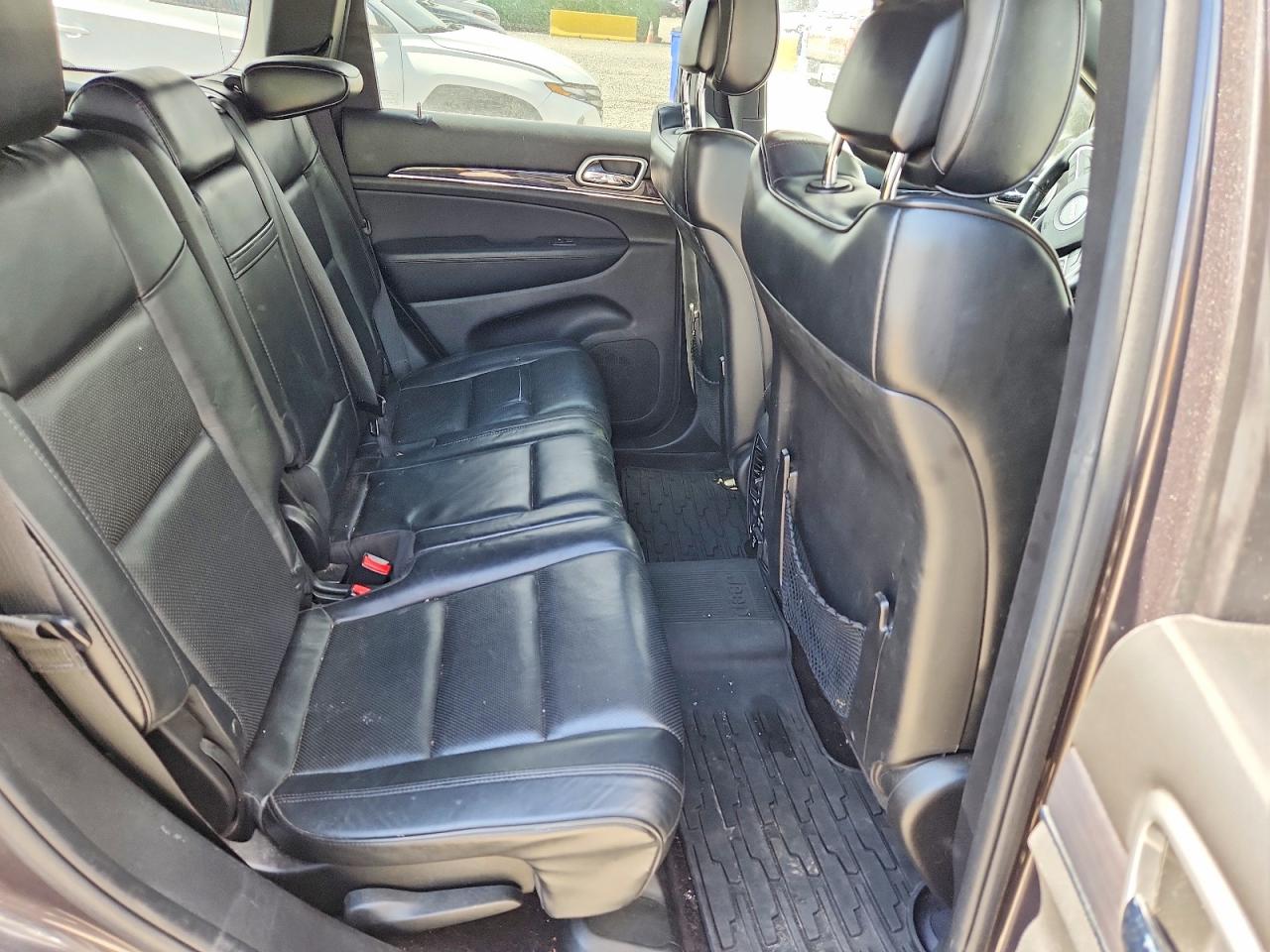 2015 Jeep Grand Cherokee Overland Gray vin: 1C4RJFCG1FC210226