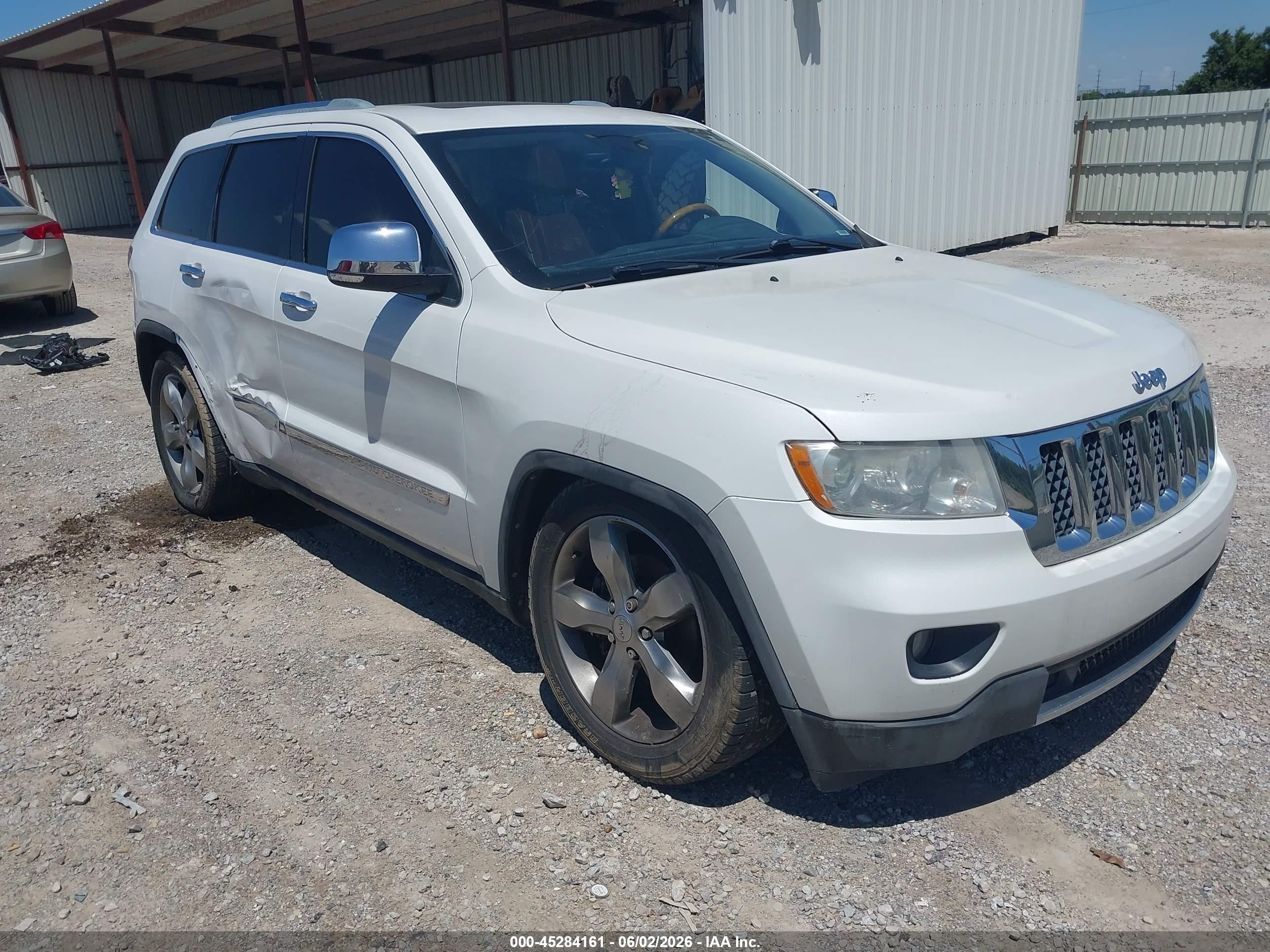2012 Jeep Grand Cherokee Overland White vin: 1C4RJFCG2CC104721