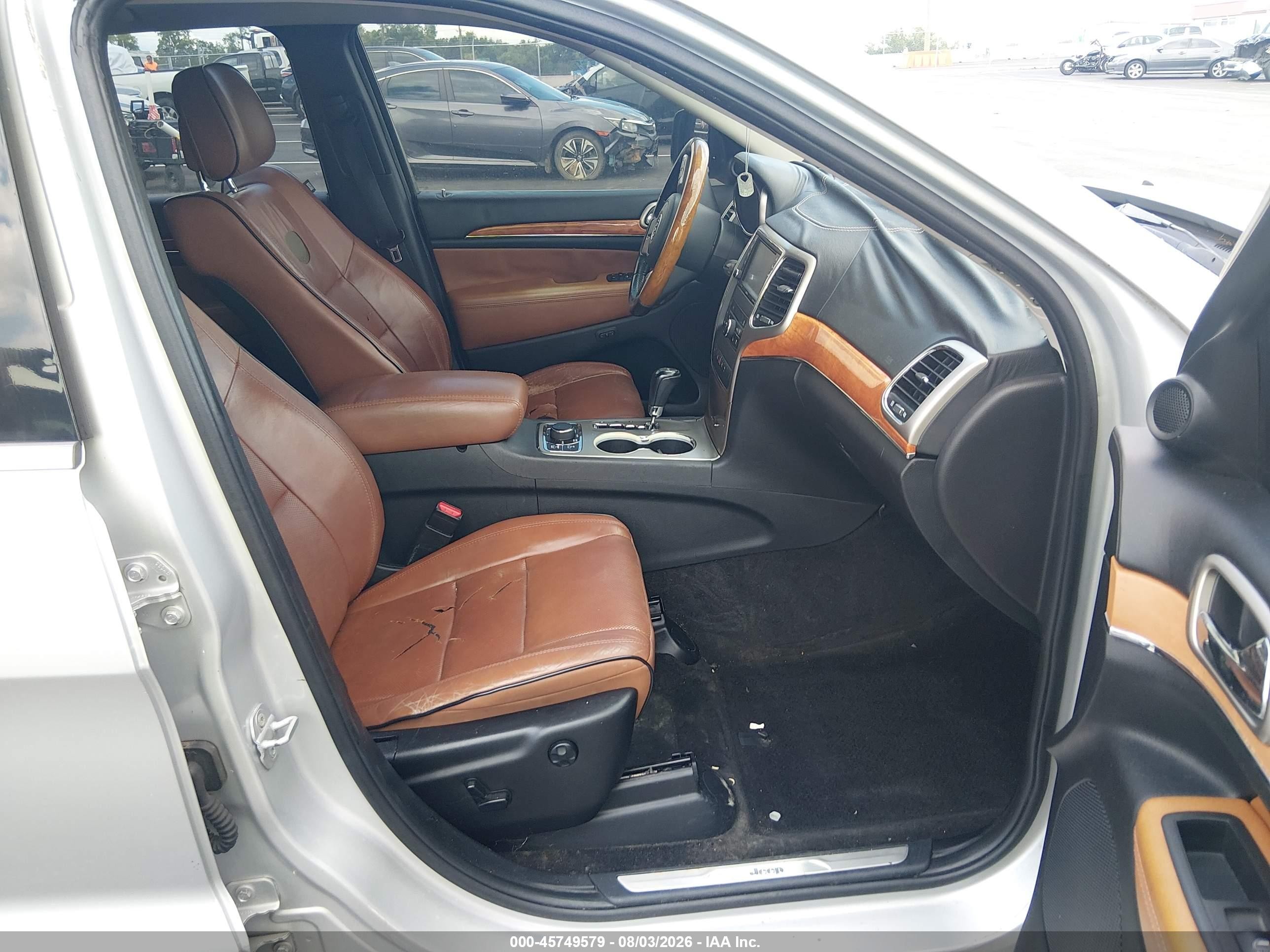 2012 Jeep Grand Cherokee Overland Silver vin: 1C4RJFCG2CC241108