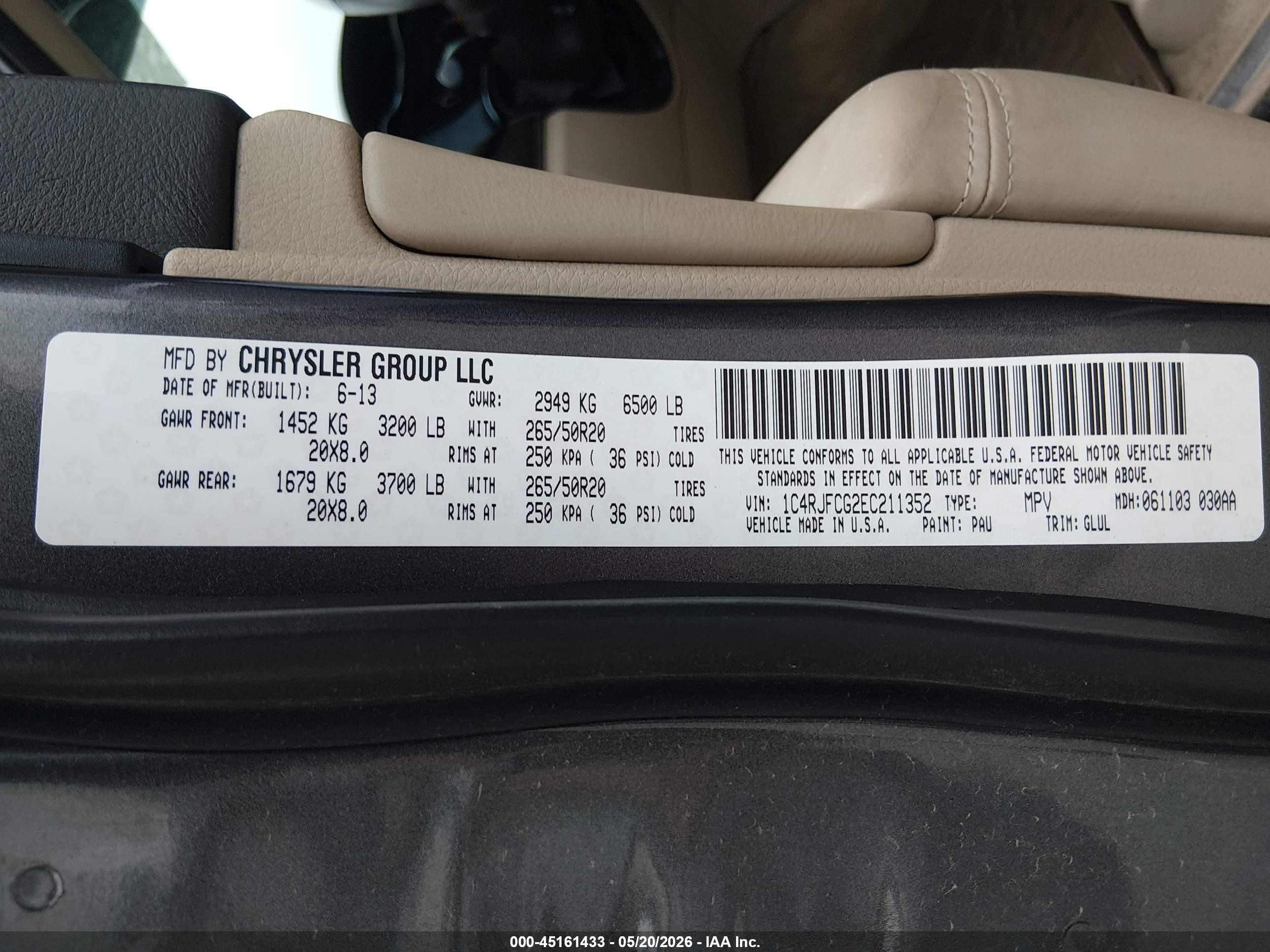 2014 Jeep Grand Cherokee Overland Gray vin: 1C4RJFCG2EC211352