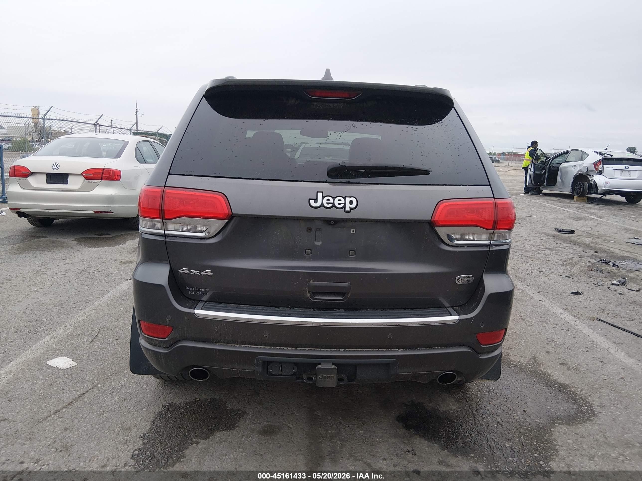 2014 Jeep Grand Cherokee Overland Gray vin: 1C4RJFCG2EC211352