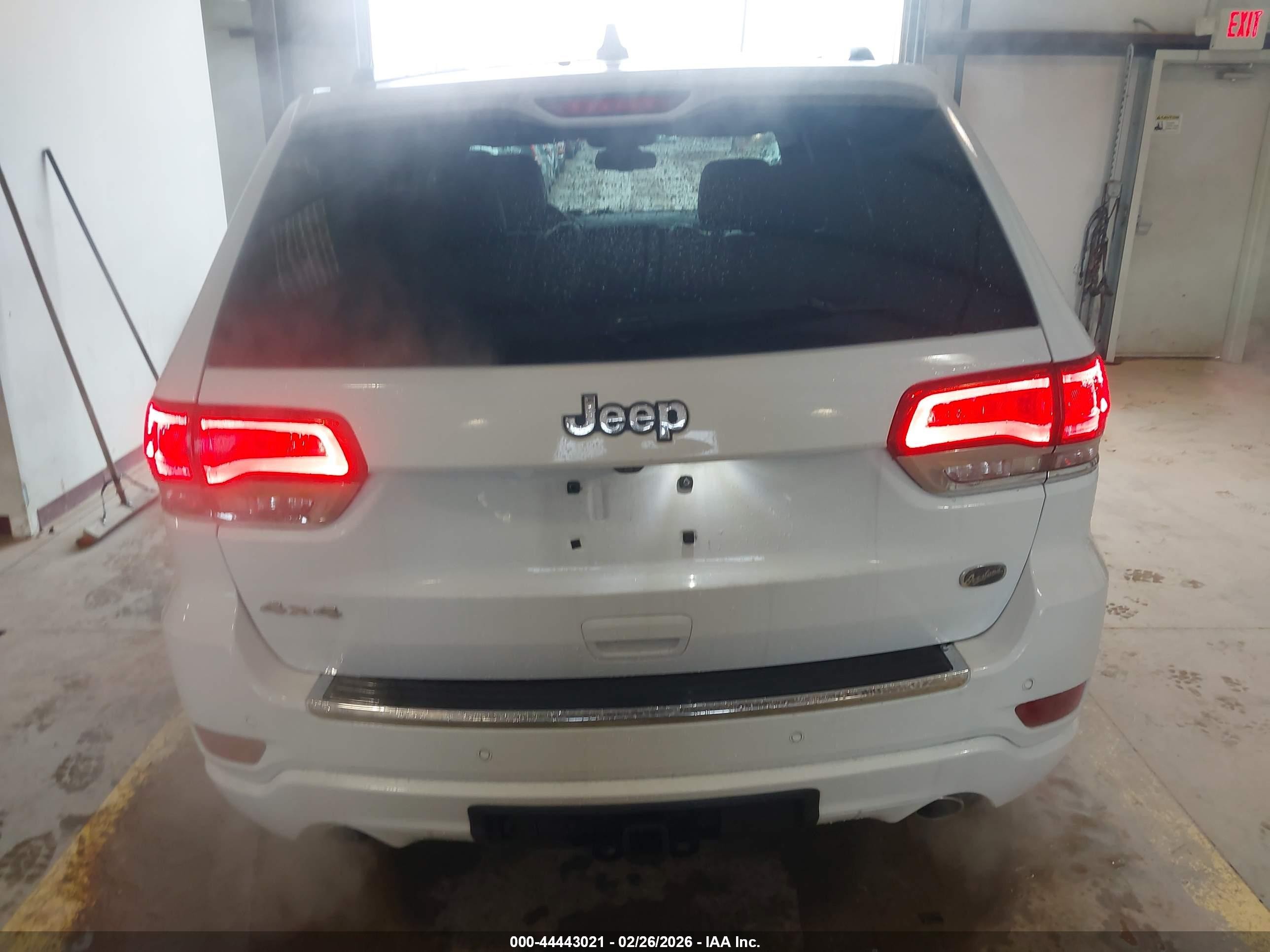 2014 Jeep Grand Cherokee Overland White vin: 1C4RJFCG2EC362790