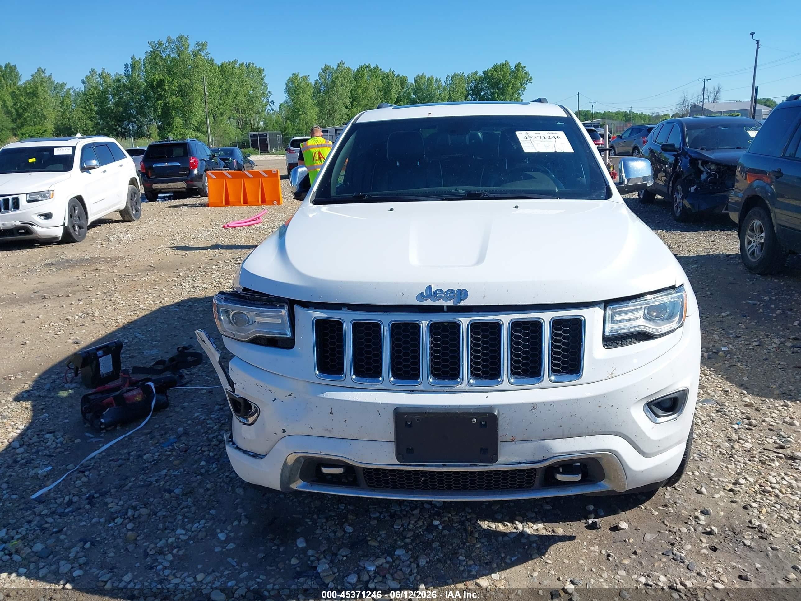 2015 Jeep Grand Cherokee Overland White vin: 1C4RJFCG2FC634112