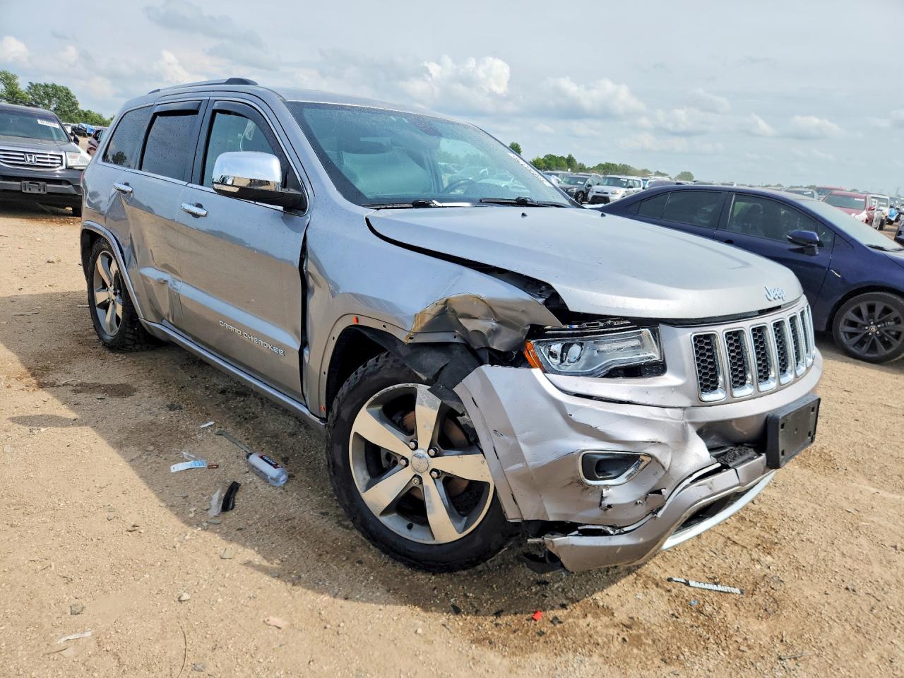 2015 Jeep Grand Cherokee Overland Серебряный vin: 1C4RJFCG2FC639634