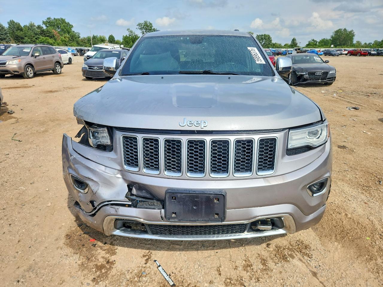 2015 Jeep Grand Cherokee Overland Серебряный vin: 1C4RJFCG2FC639634
