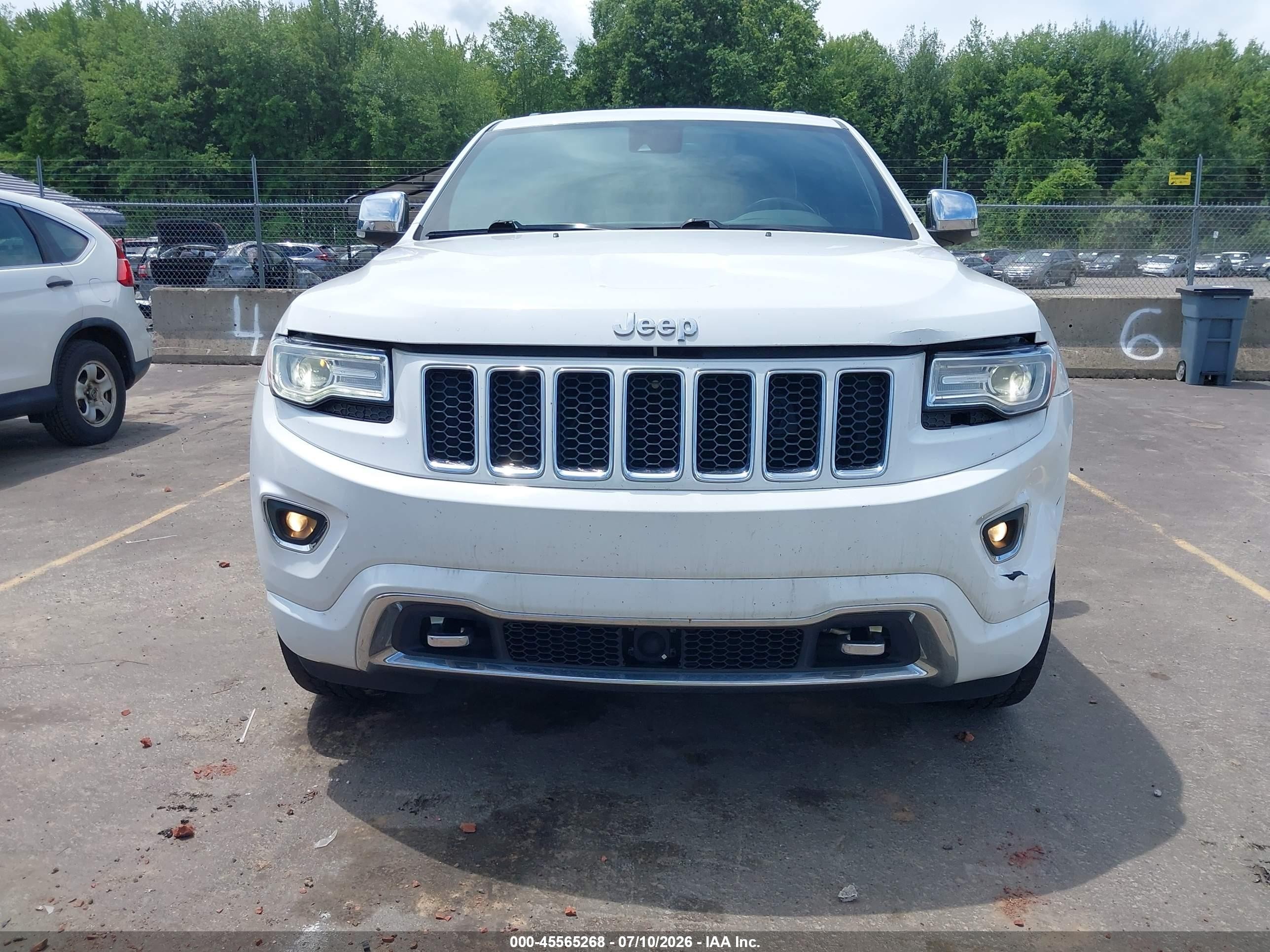 2015 Jeep Grand Cherokee Overland White vin: 1C4RJFCG2FC664548