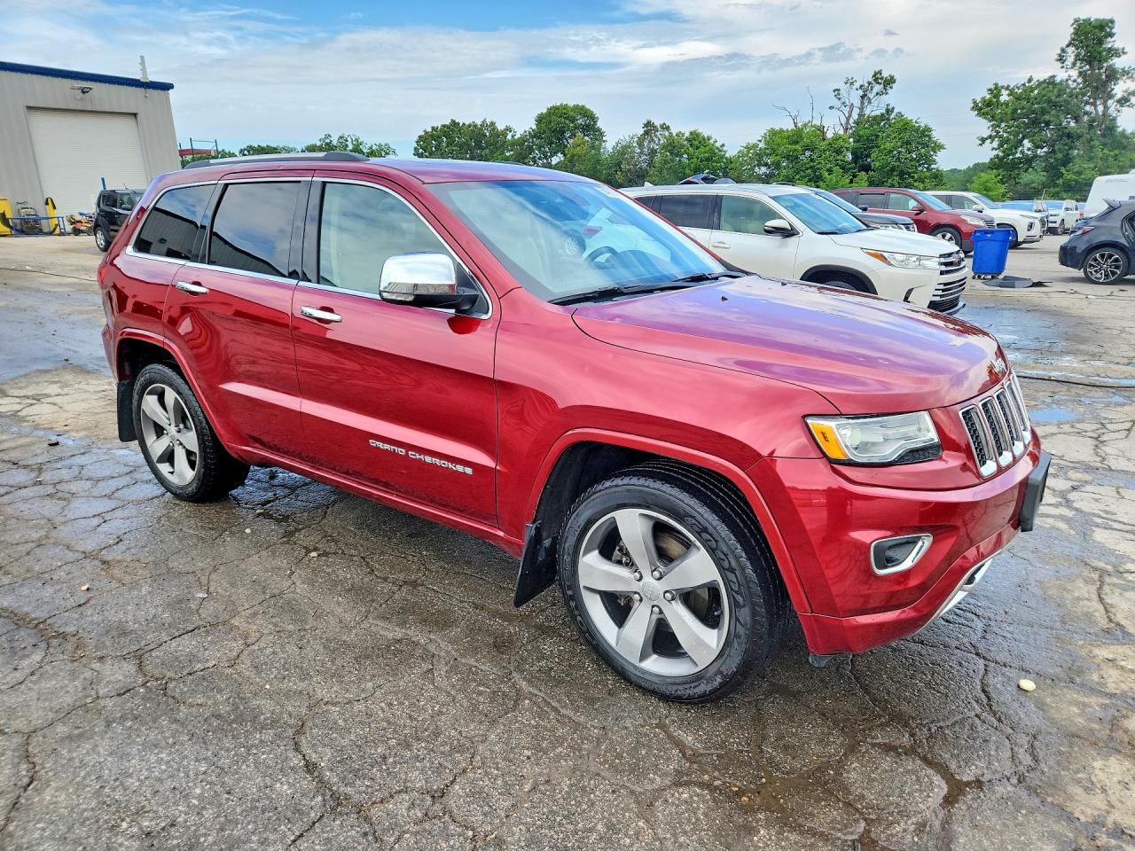 2015 Jeep Grand Cherokee Overland Red vin: 1C4RJFCG2FC677302