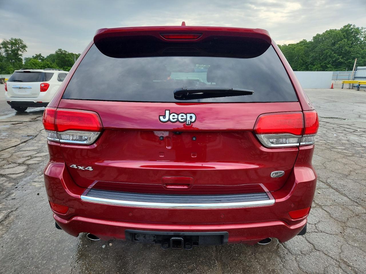 2015 Jeep Grand Cherokee Overland Red vin: 1C4RJFCG2FC677302