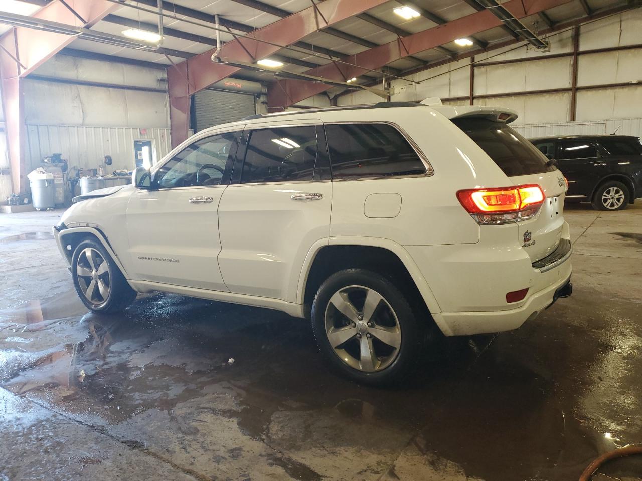 2015 Jeep Grand Cherokee Overland White vin: 1C4RJFCG2FC921112