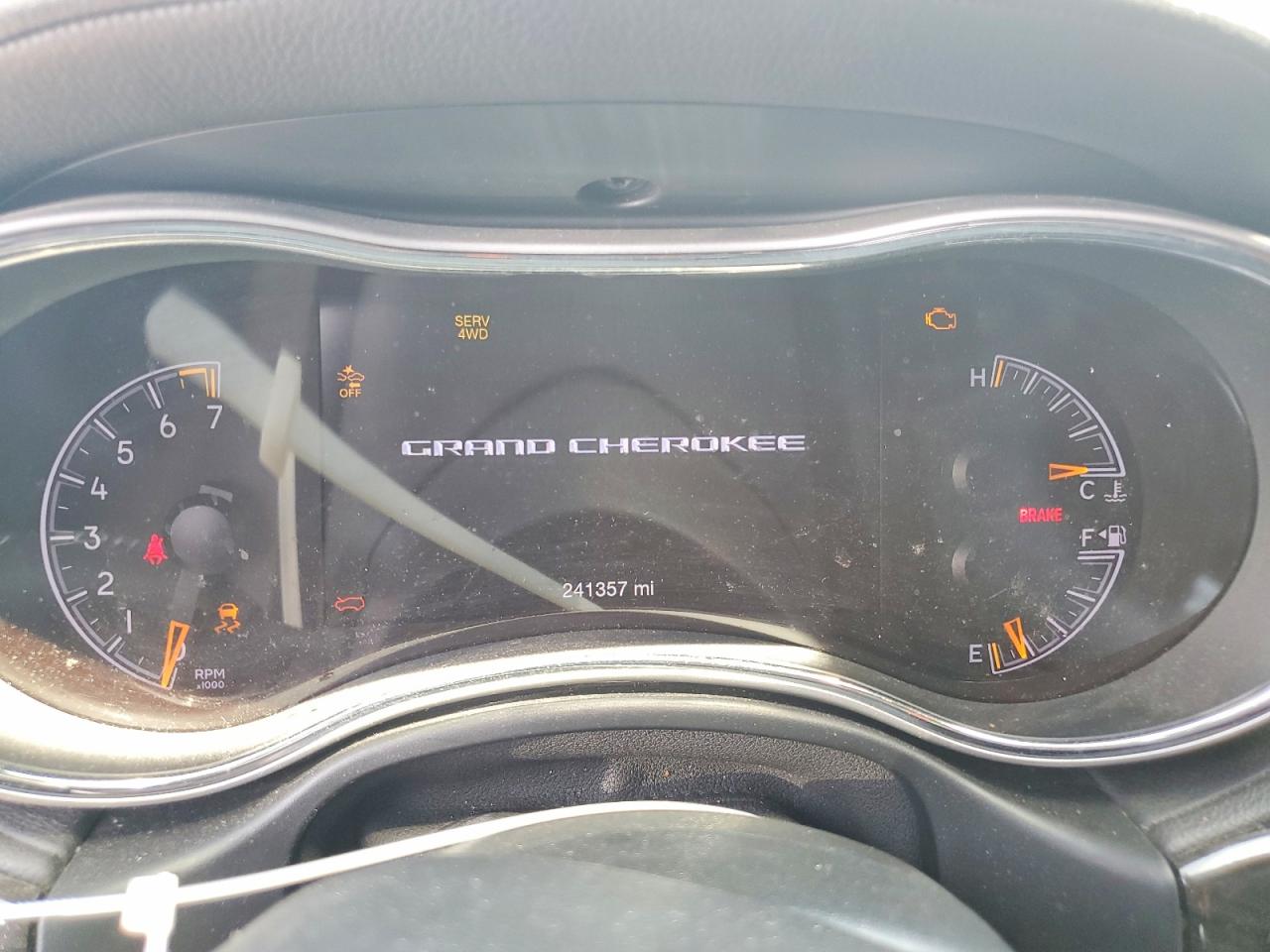 2016 Jeep Grand Cherokee Overland Silver vin: 1C4RJFCG2GC439872