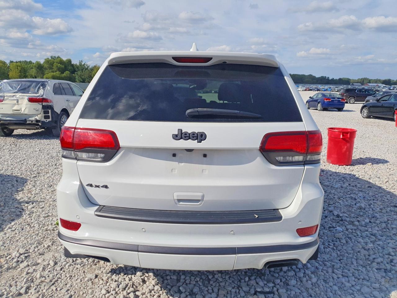 2020 Jeep Grand Cherokee Overland White vin: 1C4RJFCG2LC207024