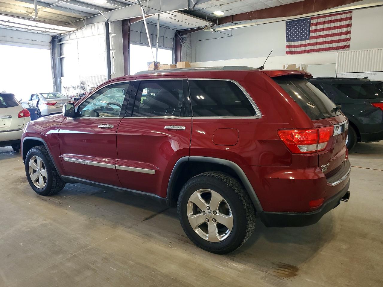 2012 Jeep Grand Cherokee Overland Maroon vin: 1C4RJFCG3CC133404