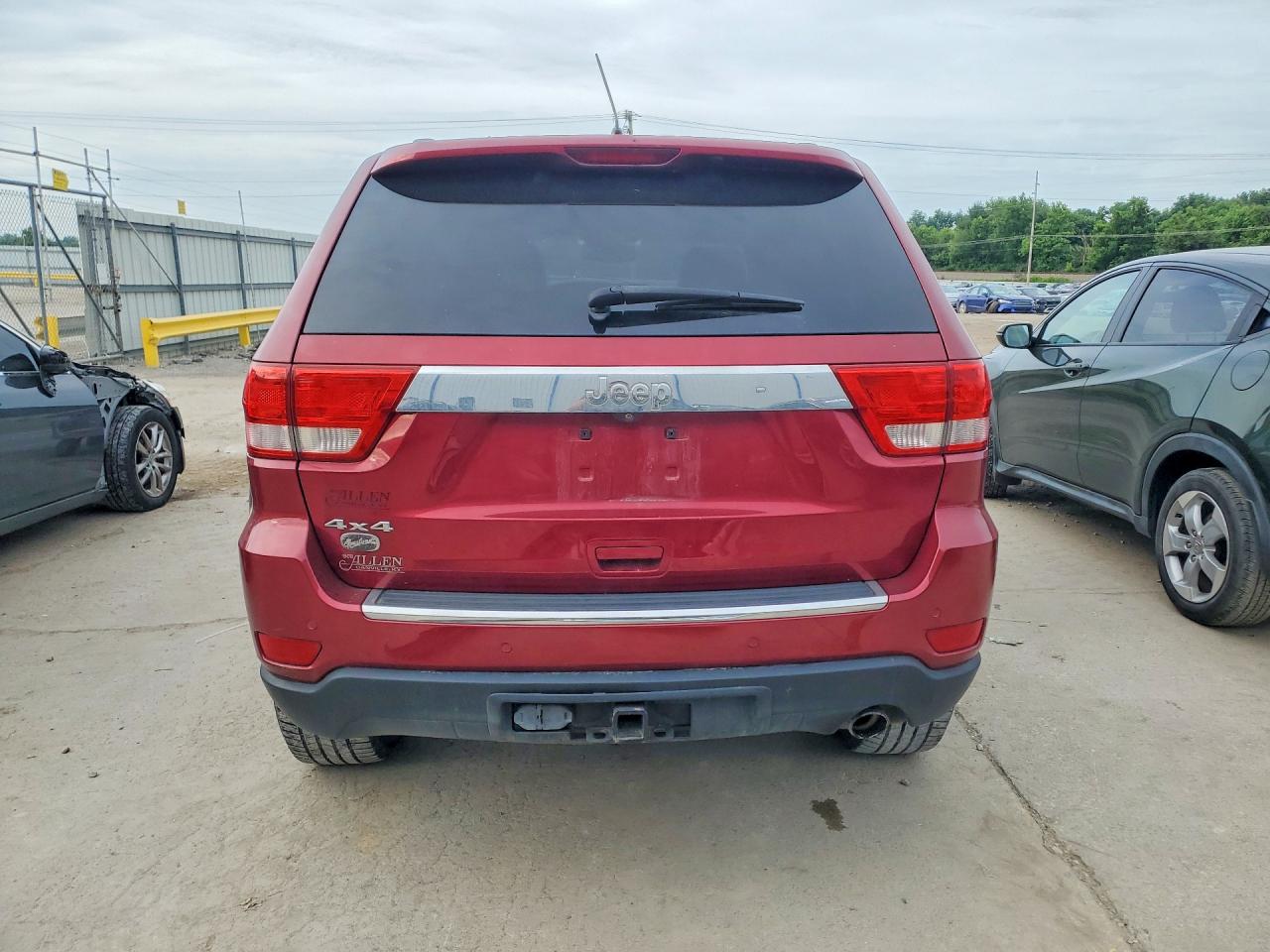 2012 Jeep Grand Cherokee Overland Красный vin: 1C4RJFCG3CC314843