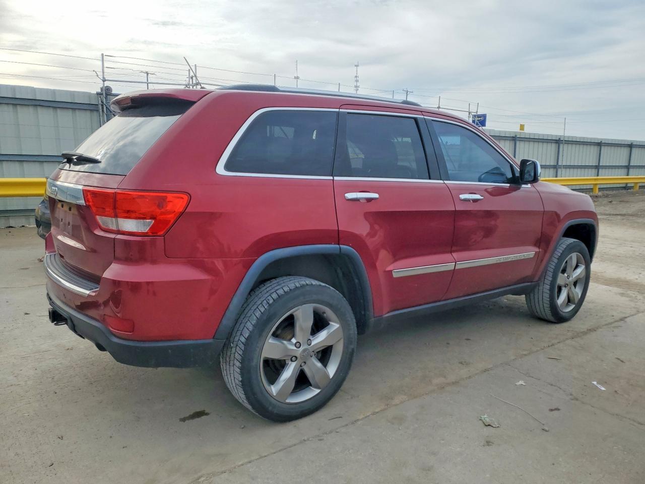 2012 Jeep Grand Cherokee Overland Красный vin: 1C4RJFCG3CC314843