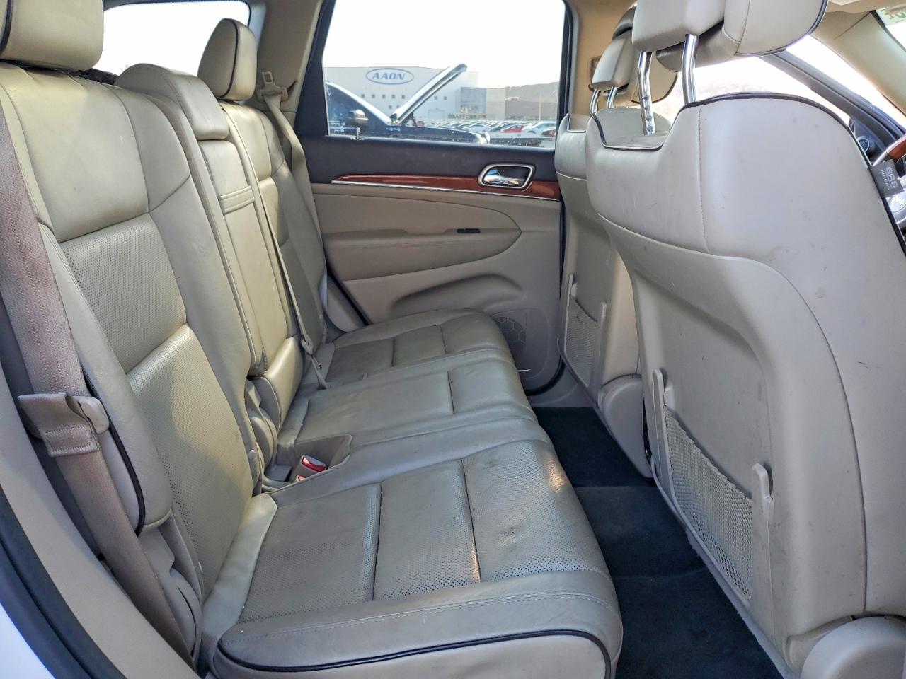 2013 Jeep Grand Cherokee Overland White vin: 1C4RJFCG3DC606882