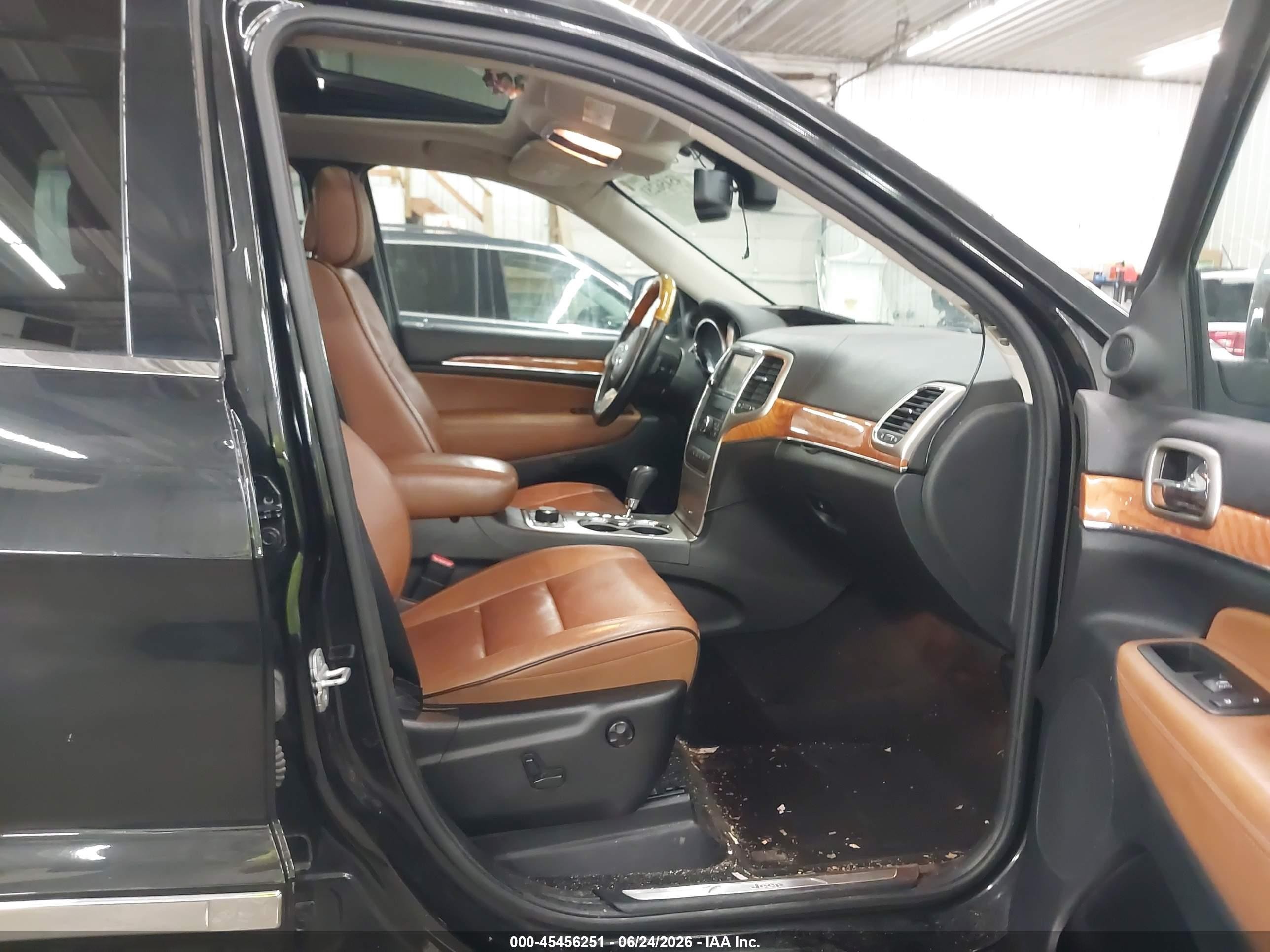 2013 Jeep Grand Cherokee Overland Dark Blue vin: 1C4RJFCG3DC607143