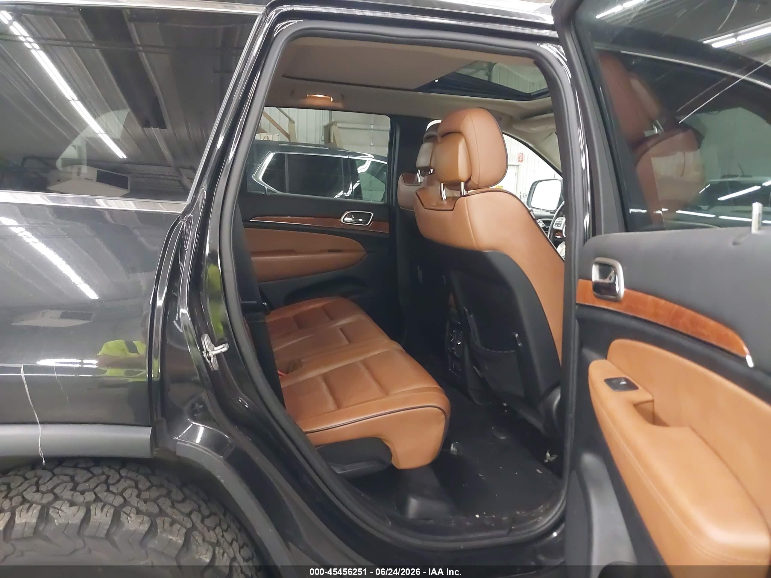 2013 Jeep Grand Cherokee Overland Dark Blue vin: 1C4RJFCG3DC607143