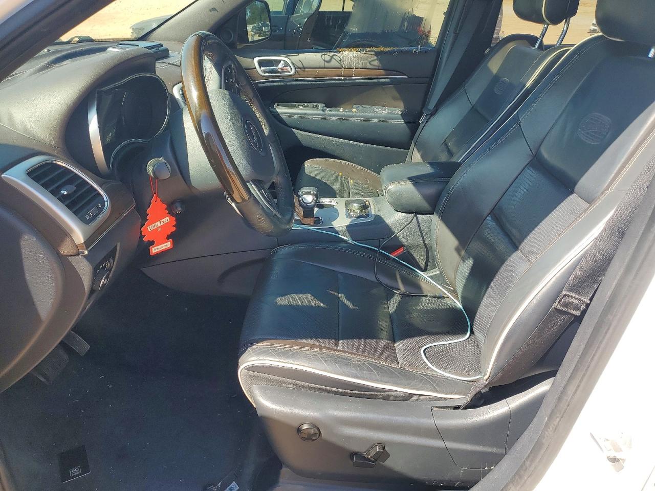 2014 Jeep Grand Cherokee Overland White vin: 1C4RJFCG3EC247812