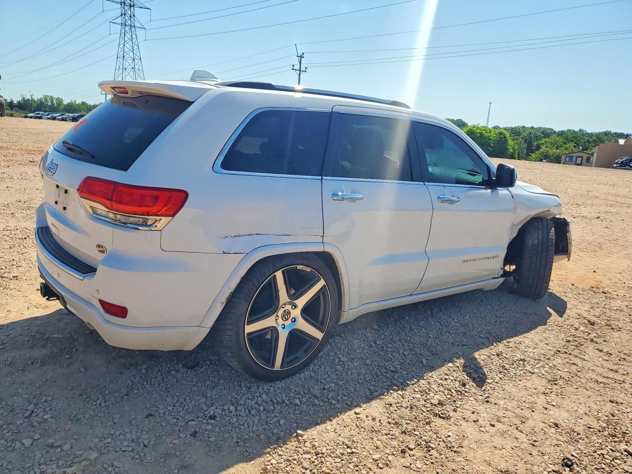 2014 Jeep Grand Cherokee Overland White vin: 1C4RJFCG3EC247812
