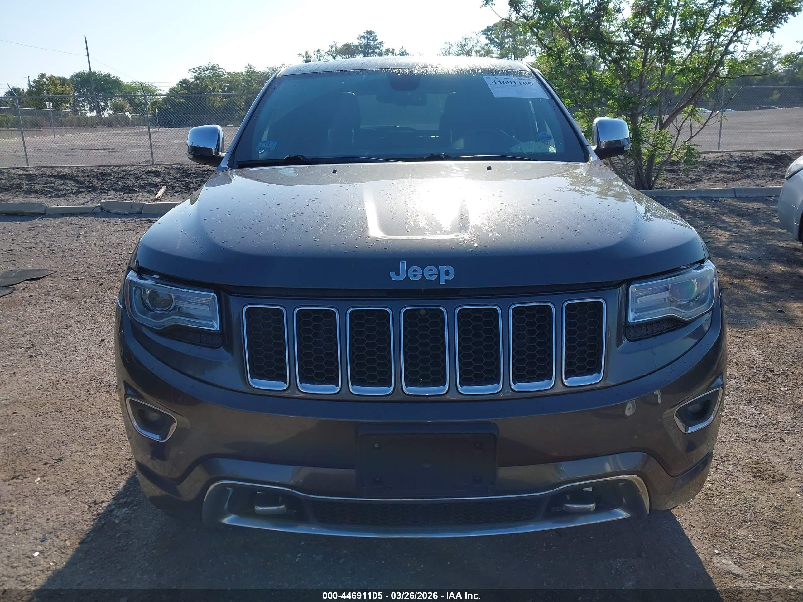 2014 Jeep Grand Cherokee Overland Gray vin: 1C4RJFCG3EC380778