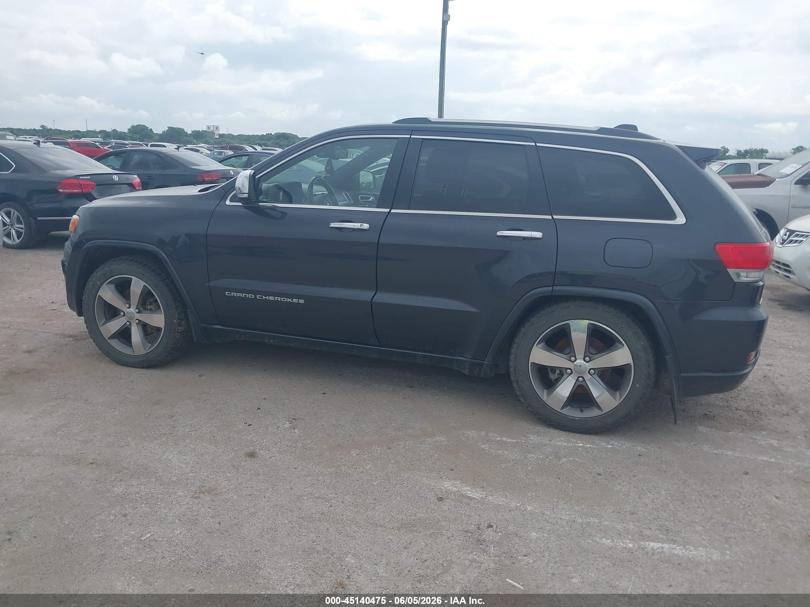 2015 Jeep Grand Cherokee Overland Black vin: 1C4RJFCG3FC685019