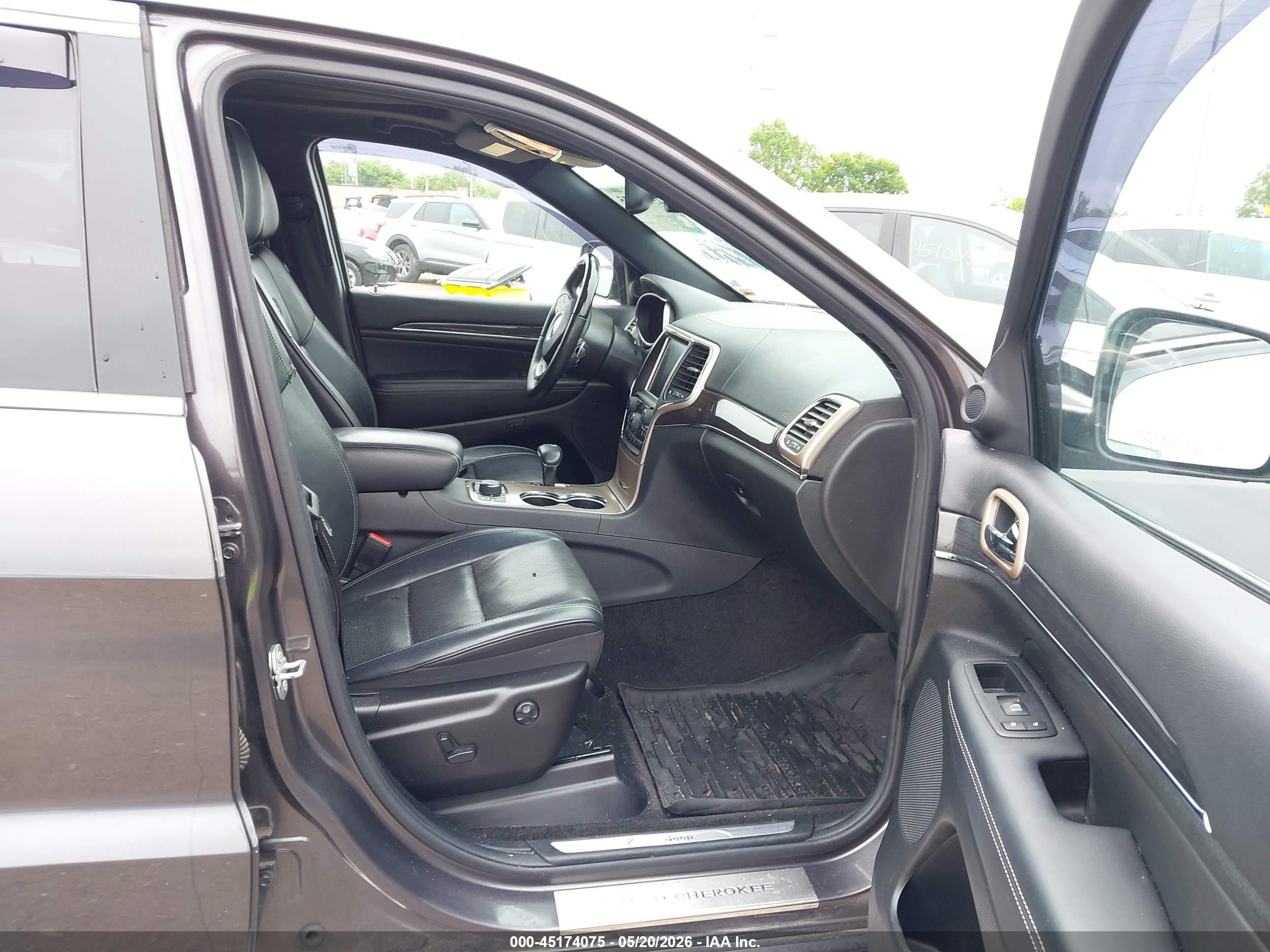 2015 Jeep Grand Cherokee Overland Gray vin: 1C4RJFCG3FC718083