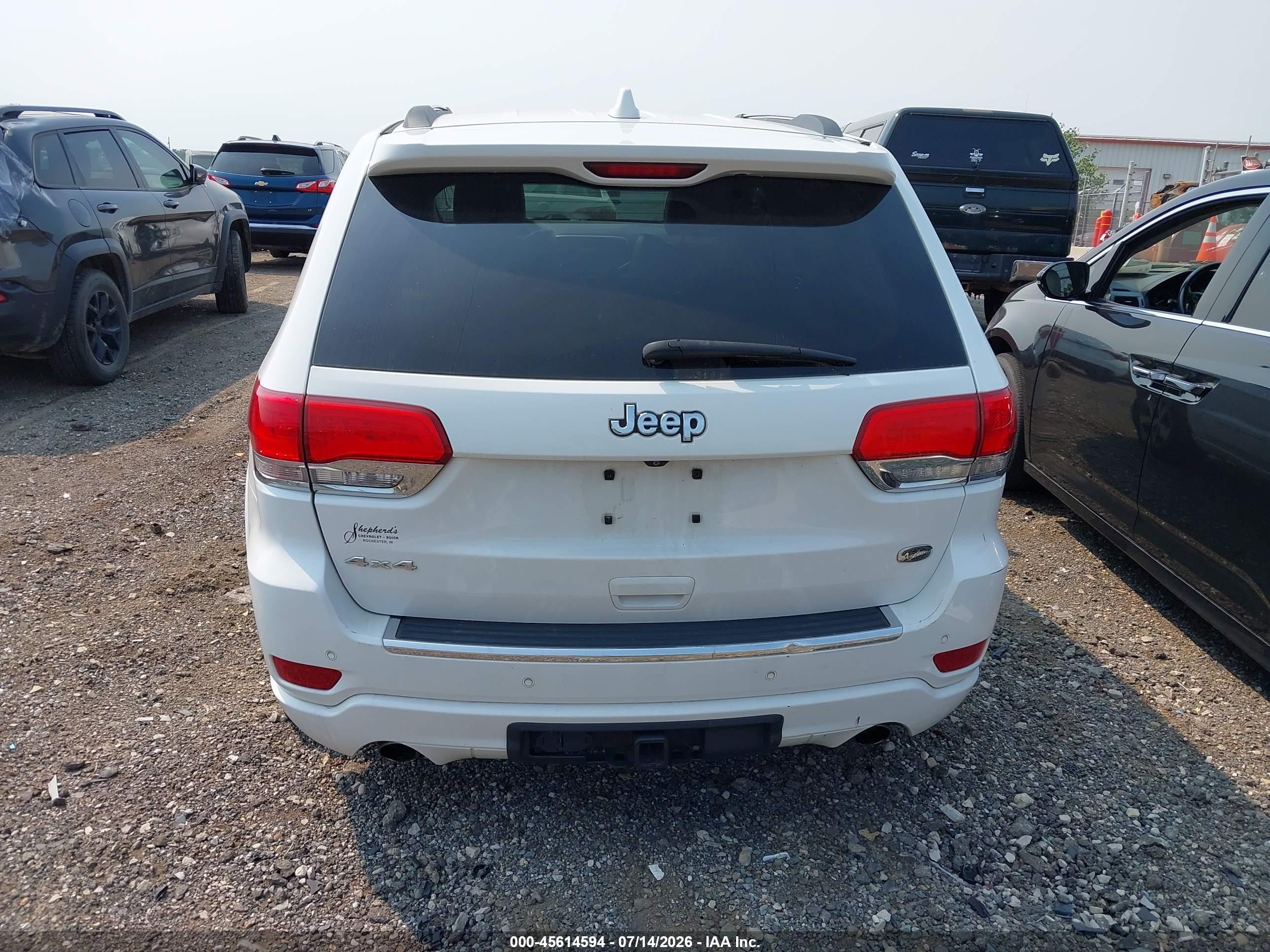 2015 Jeep Grand Cherokee Overland White vin: 1C4RJFCG3FC748569