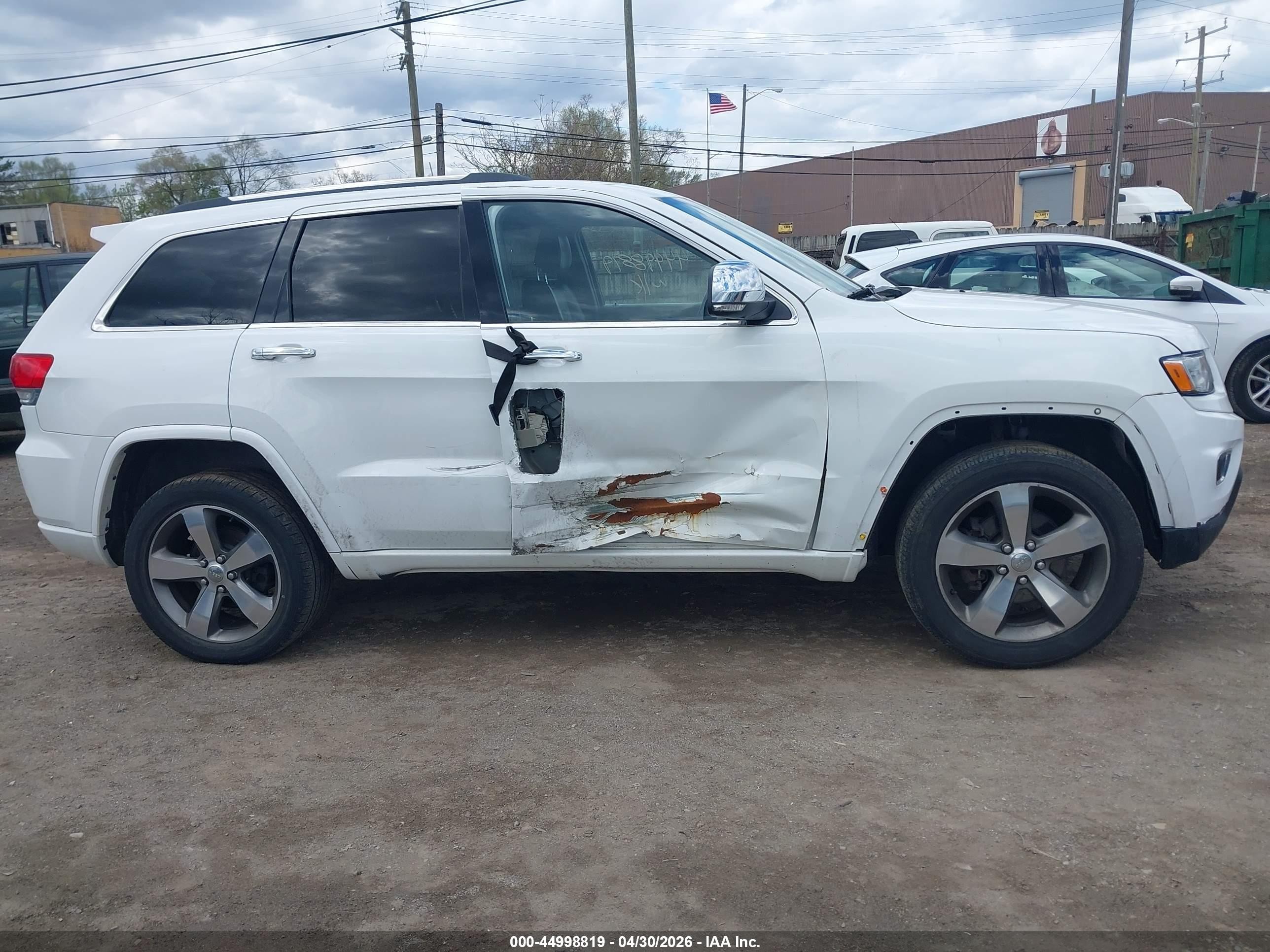 2015 Jeep Grand Cherokee Overland White vin: 1C4RJFCG3FC934127