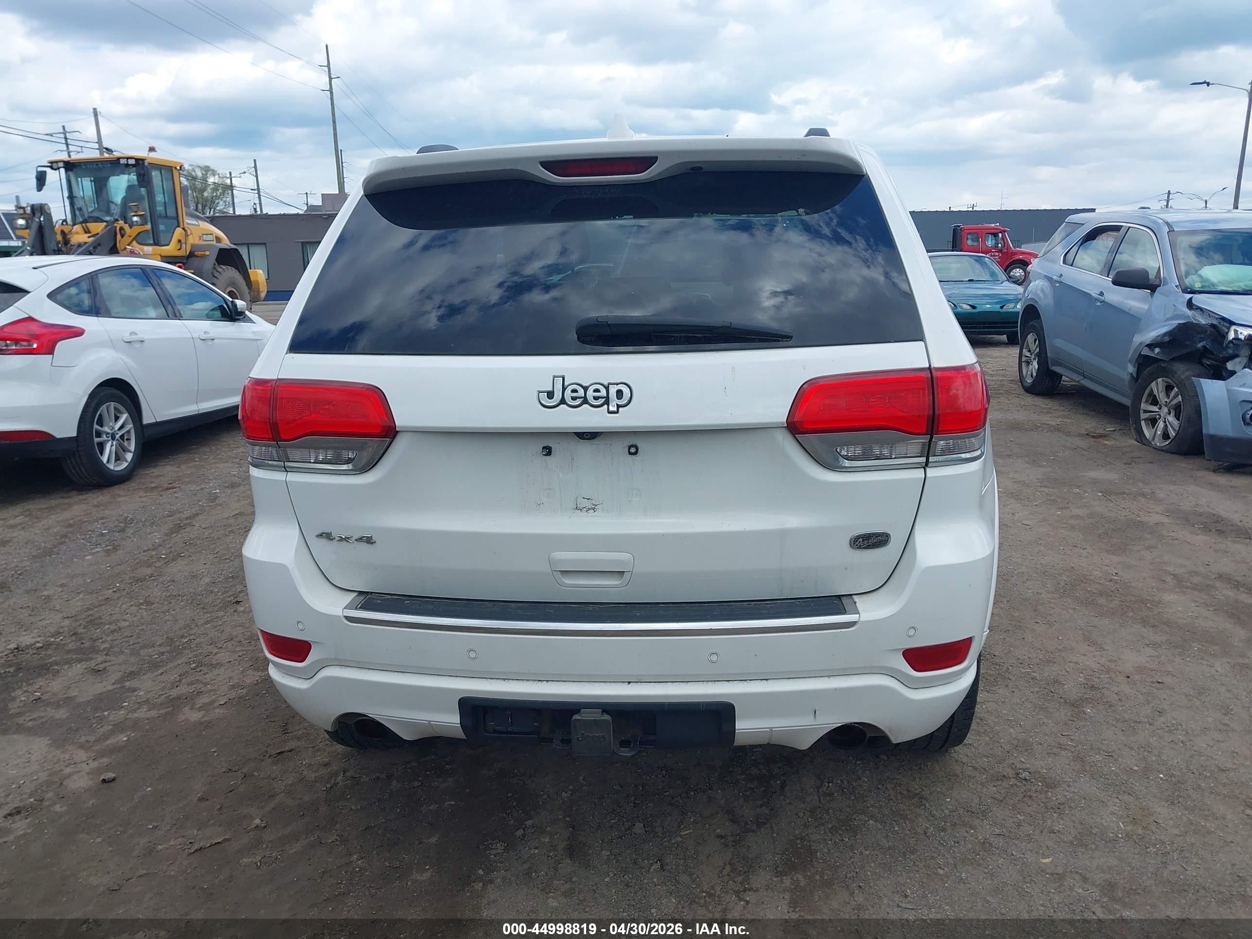 2015 Jeep Grand Cherokee Overland White vin: 1C4RJFCG3FC934127