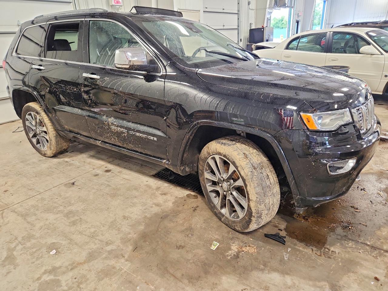 2018 Jeep Grand Cherokee Overland Black vin: 1C4RJFCG3JC221043